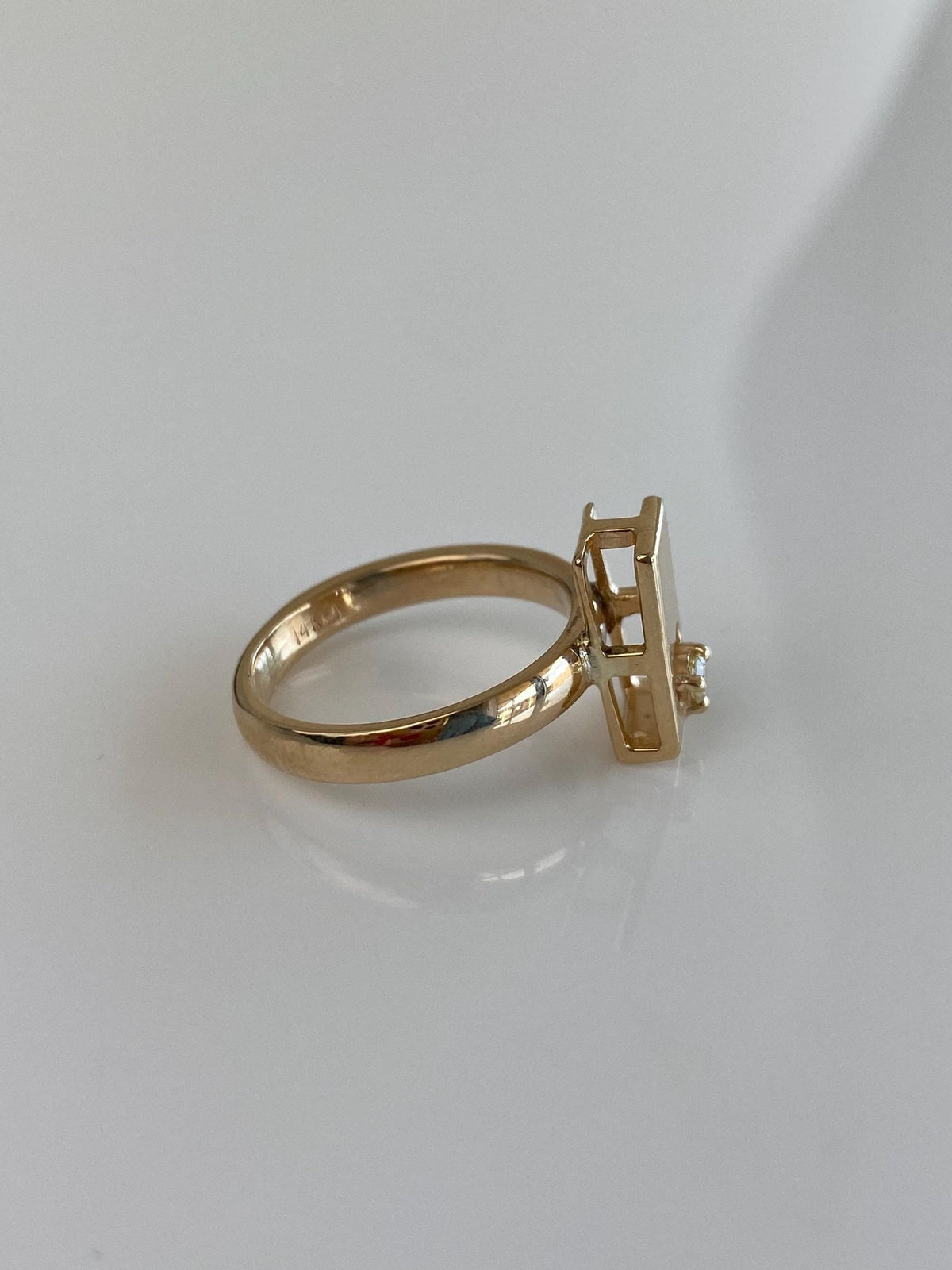 Vintage Solid 14k Yellow Gold Diamond Heart Box Ring - Size 5.5