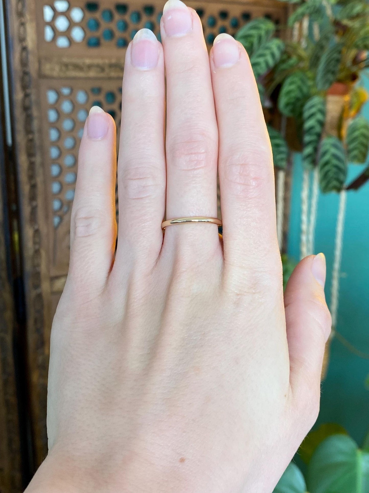 Vintage Solid 14k Yellow Gold Ring Band - Size 8