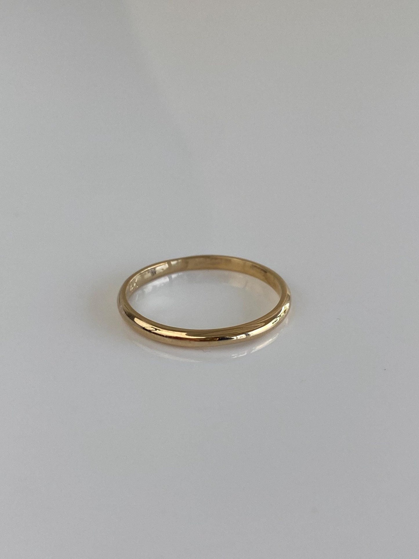 Vintage Solid 14k Yellow Gold Ring Band - Size 8