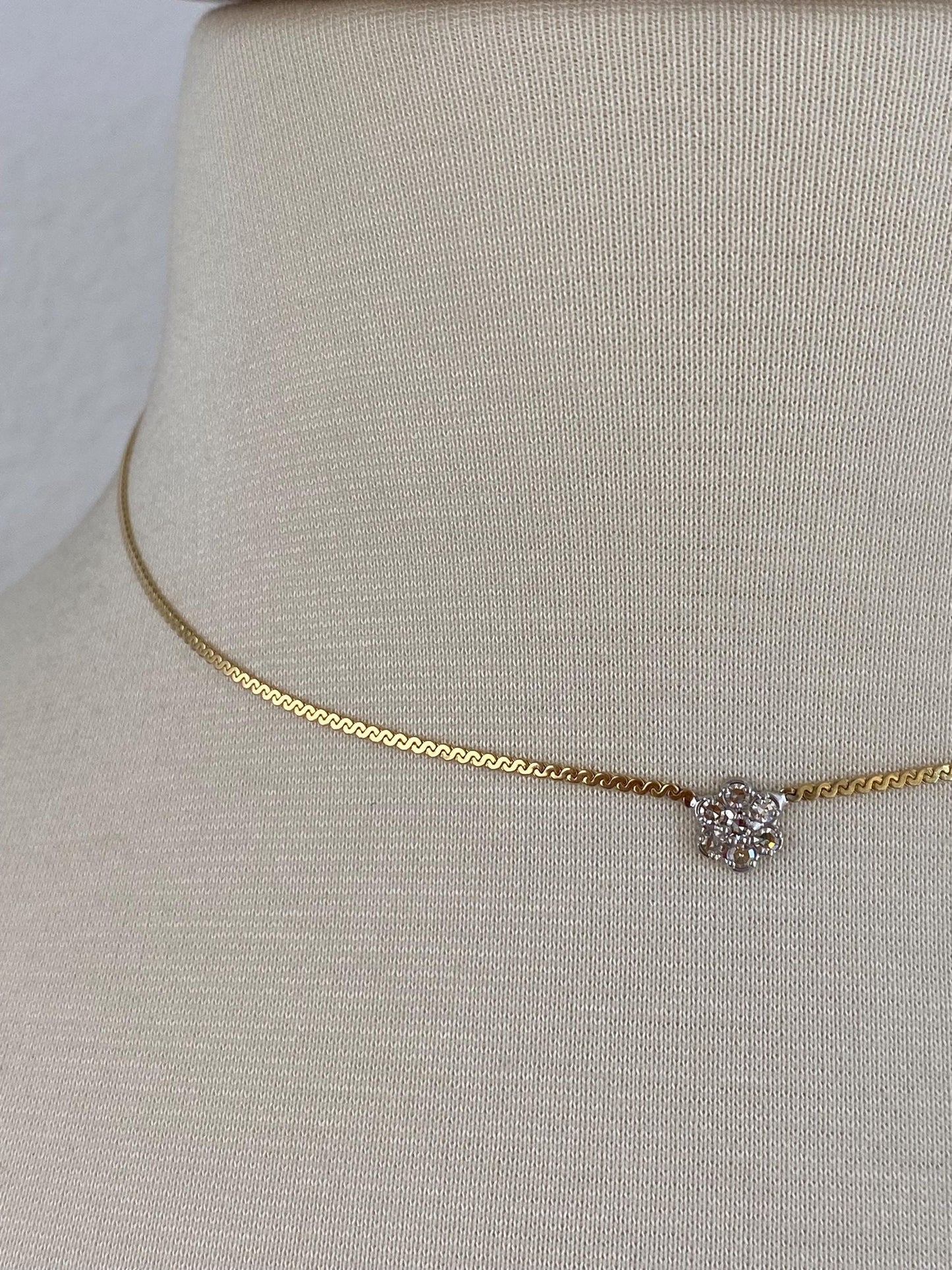 Vintage Solid 14k White & Yellow Gold Diamond Flower Serpentine Chain Necklace - 15.25 inches