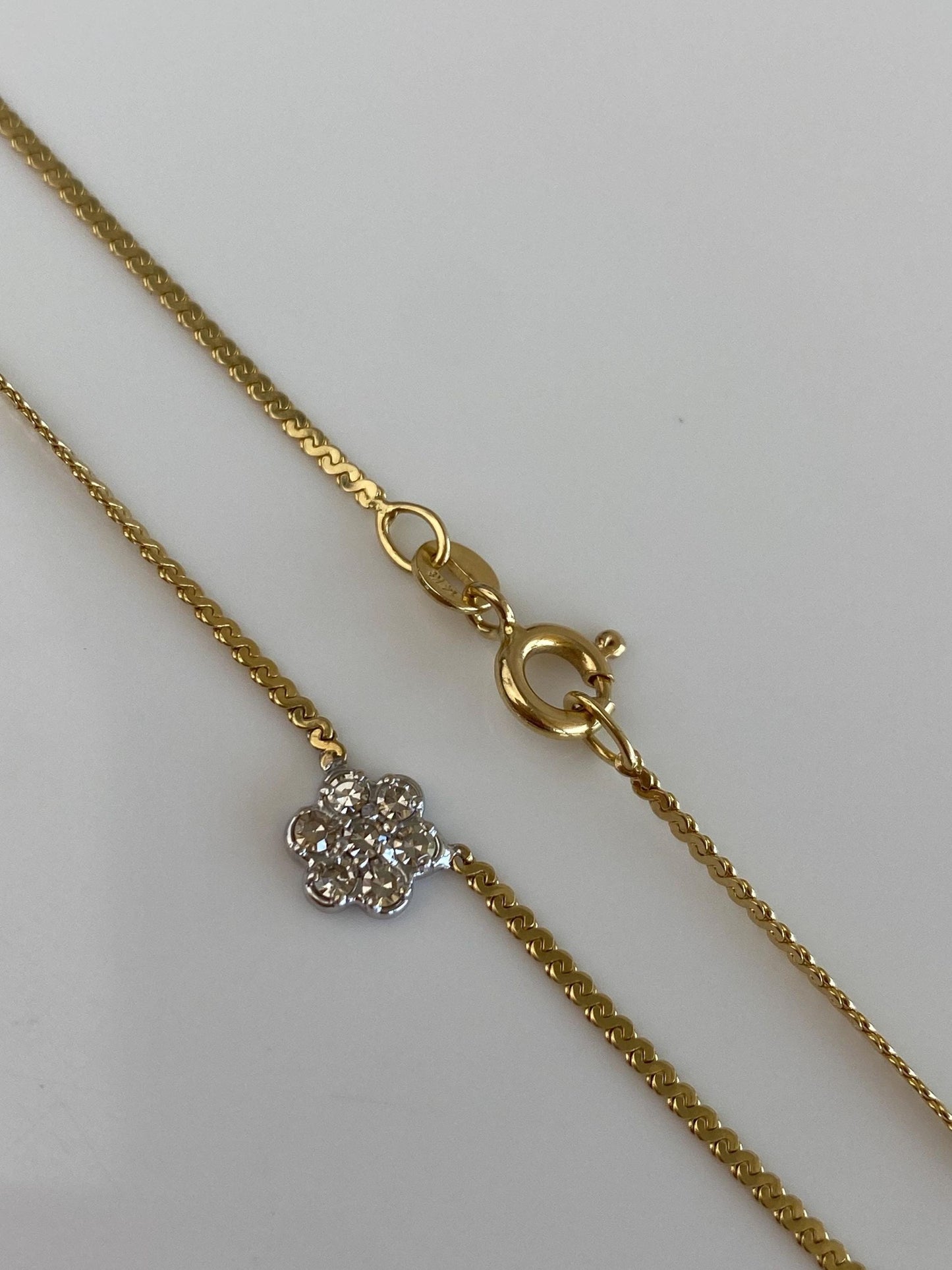 Vintage Solid 14k White & Yellow Gold Diamond Flower Serpentine Chain Necklace - 15.25 inches