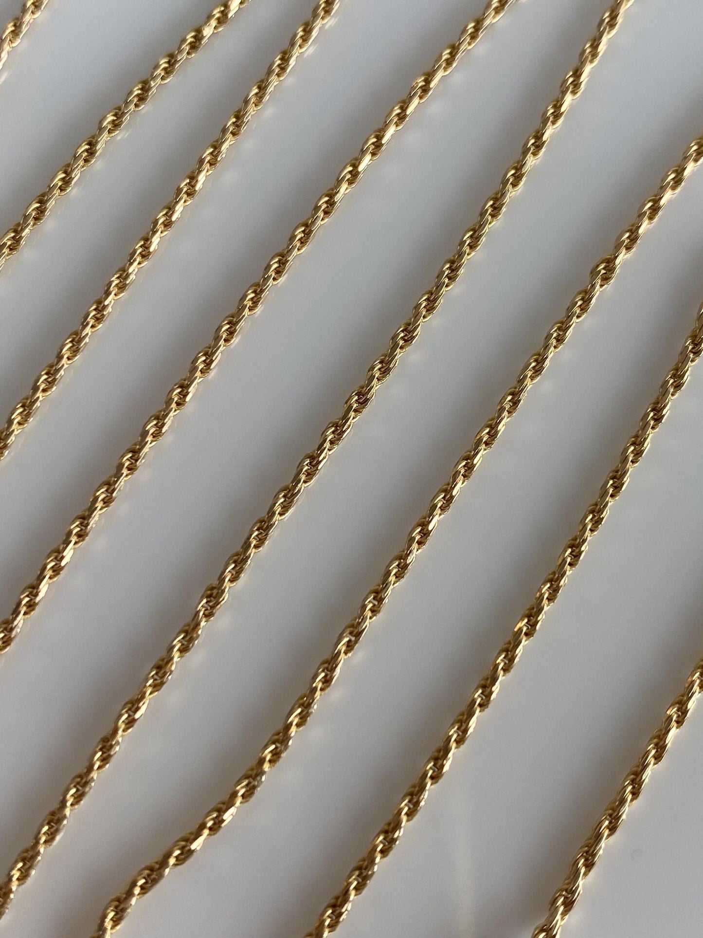 Vintage Solid 14k Yellow Gold Diamond Cut Slim Rope Chain Necklace - 24 inches