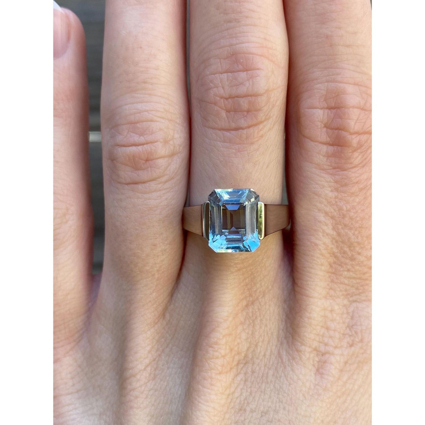 Vintage Solid 10k White Gold Light Blue Cubic Zirconia Ring - Size 7.75