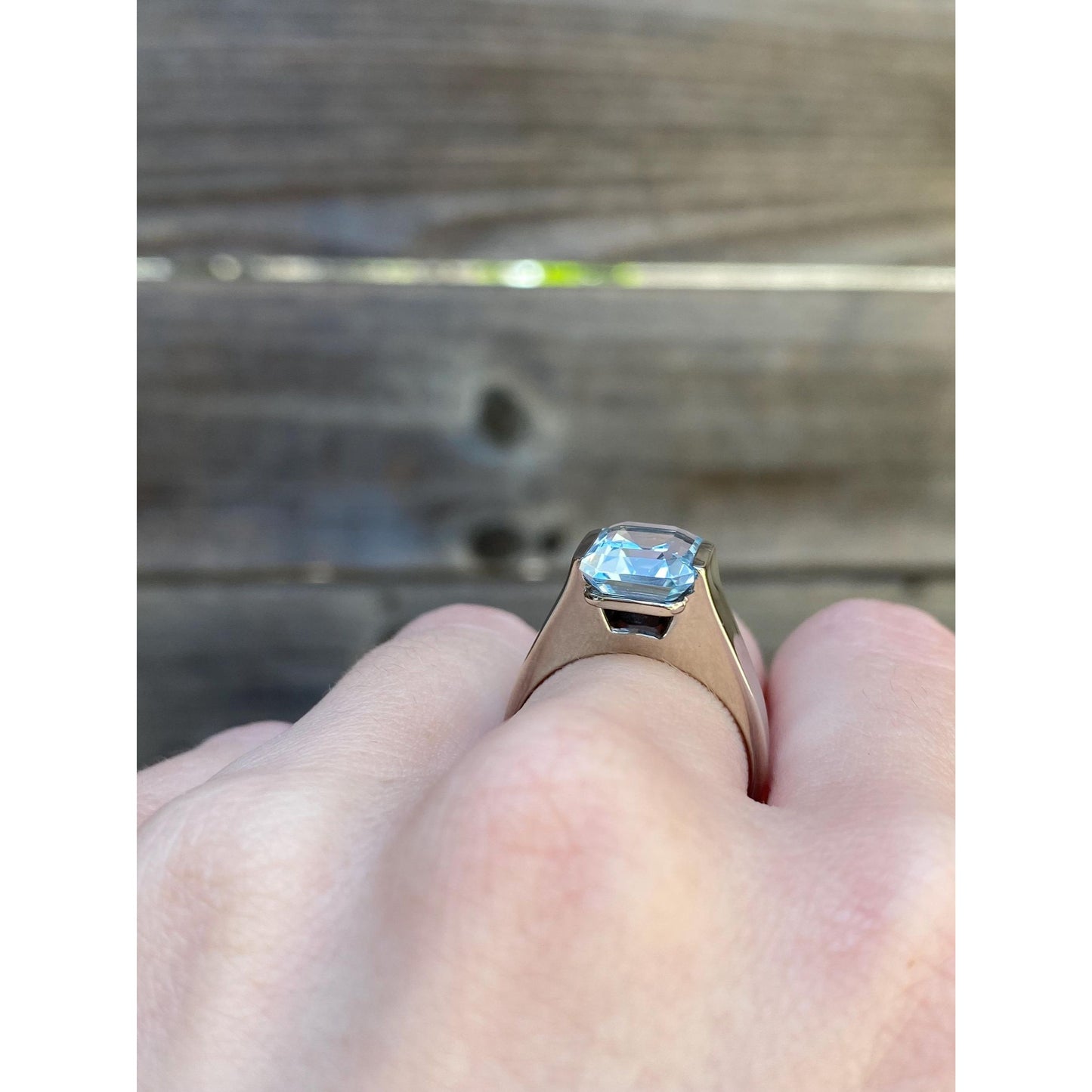 Vintage Solid 10k White Gold Light Blue Cubic Zirconia Ring - Size 7.75