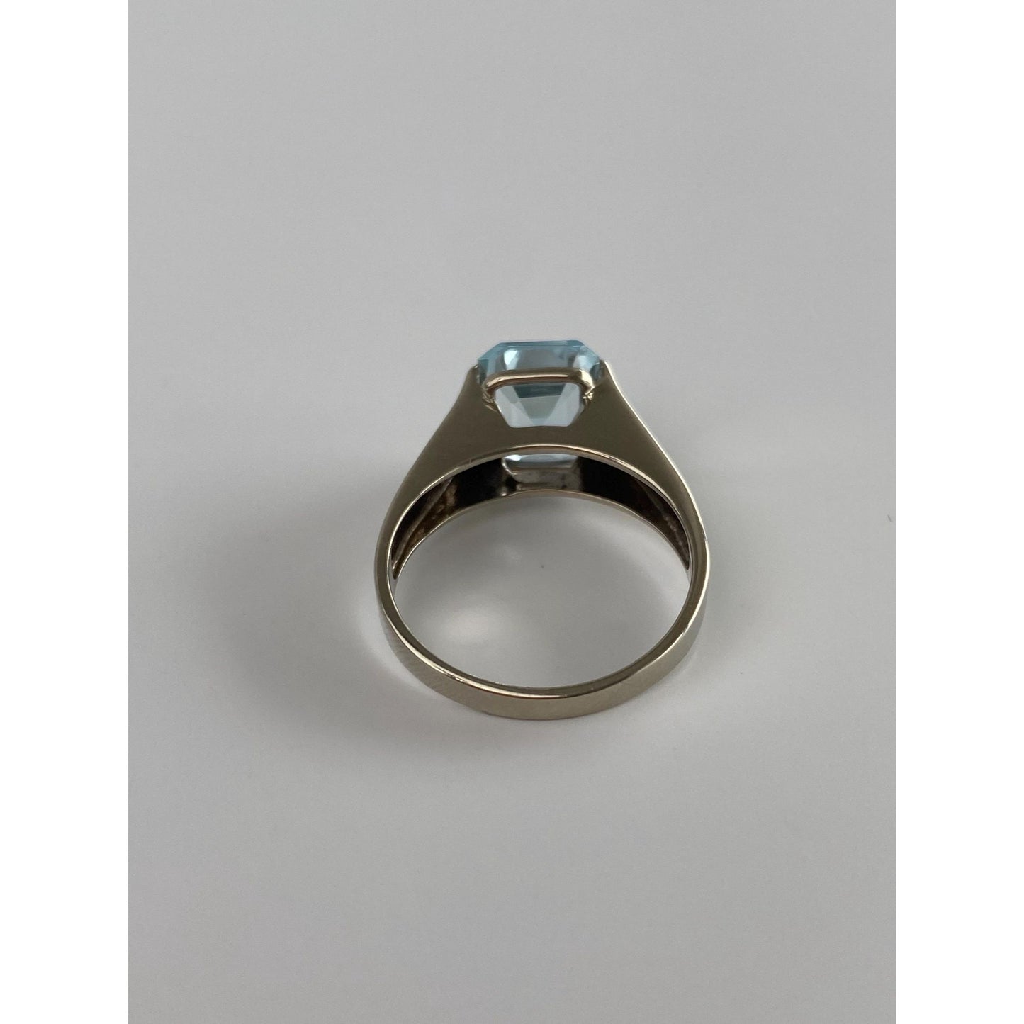 Vintage Solid 10k White Gold Light Blue Cubic Zirconia Ring - Size 7.75