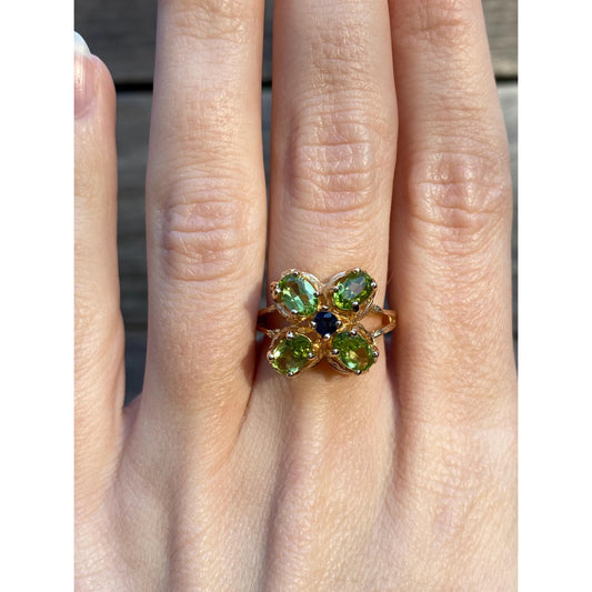 Solid 14k Yellow Gold Blue Sapphire Peridot Flower Ring - Size 6