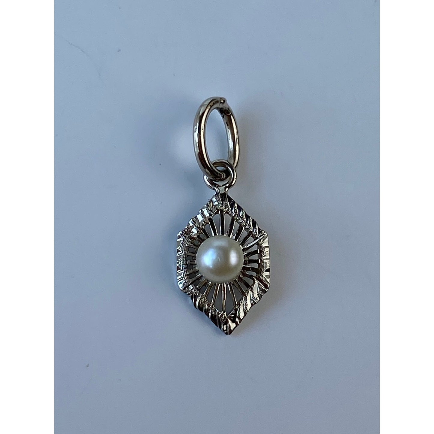 Vintage Solid 18k White Gold Pearl Charm