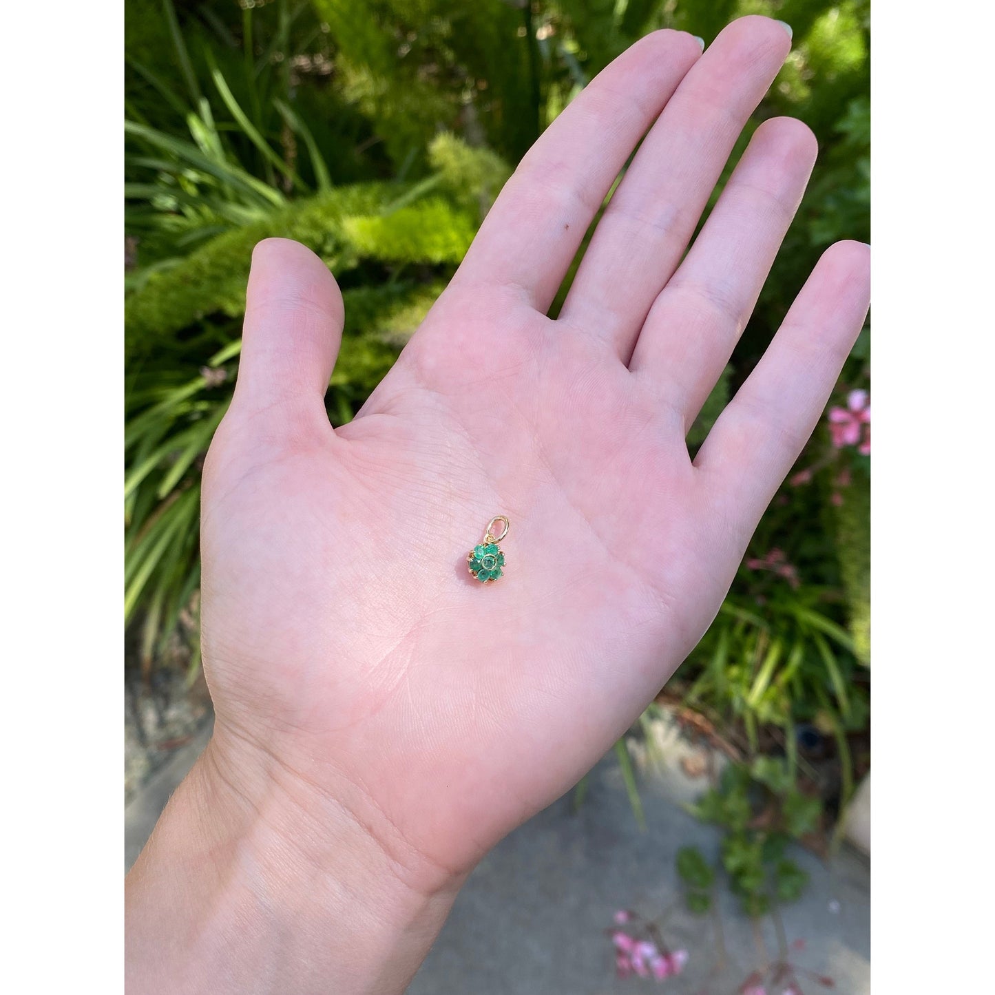 Vintage Solid 14k Yellow Gold Emerald Cluster Charm