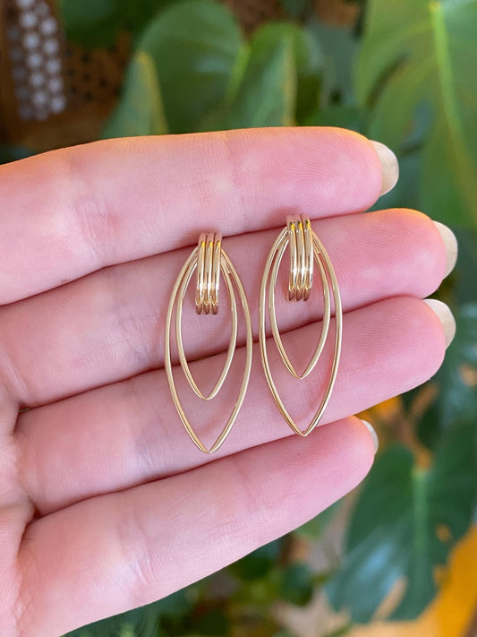 Vintage 14k Yellow Gold Layered Drop Earrings