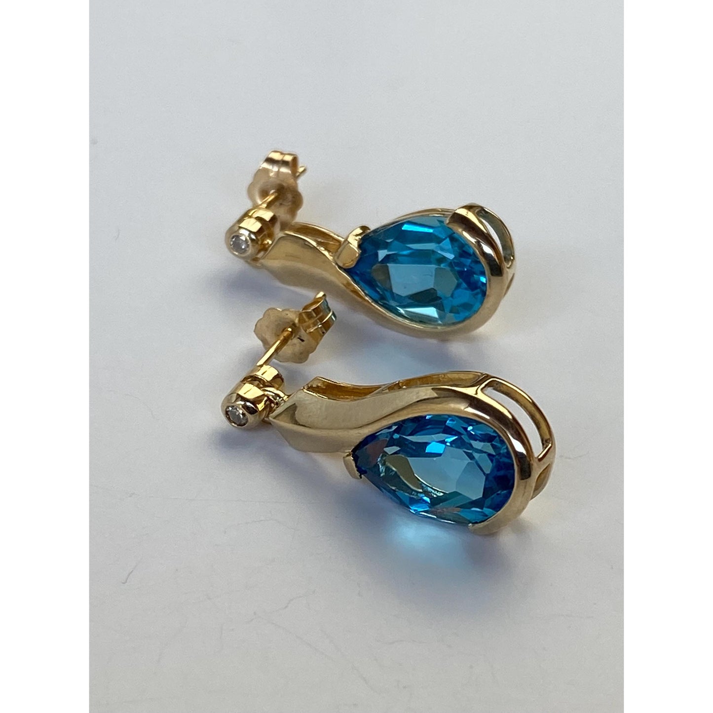 Vintage Solid 14k Yellow Gold Topaz Diamond Drop Stud Earrings