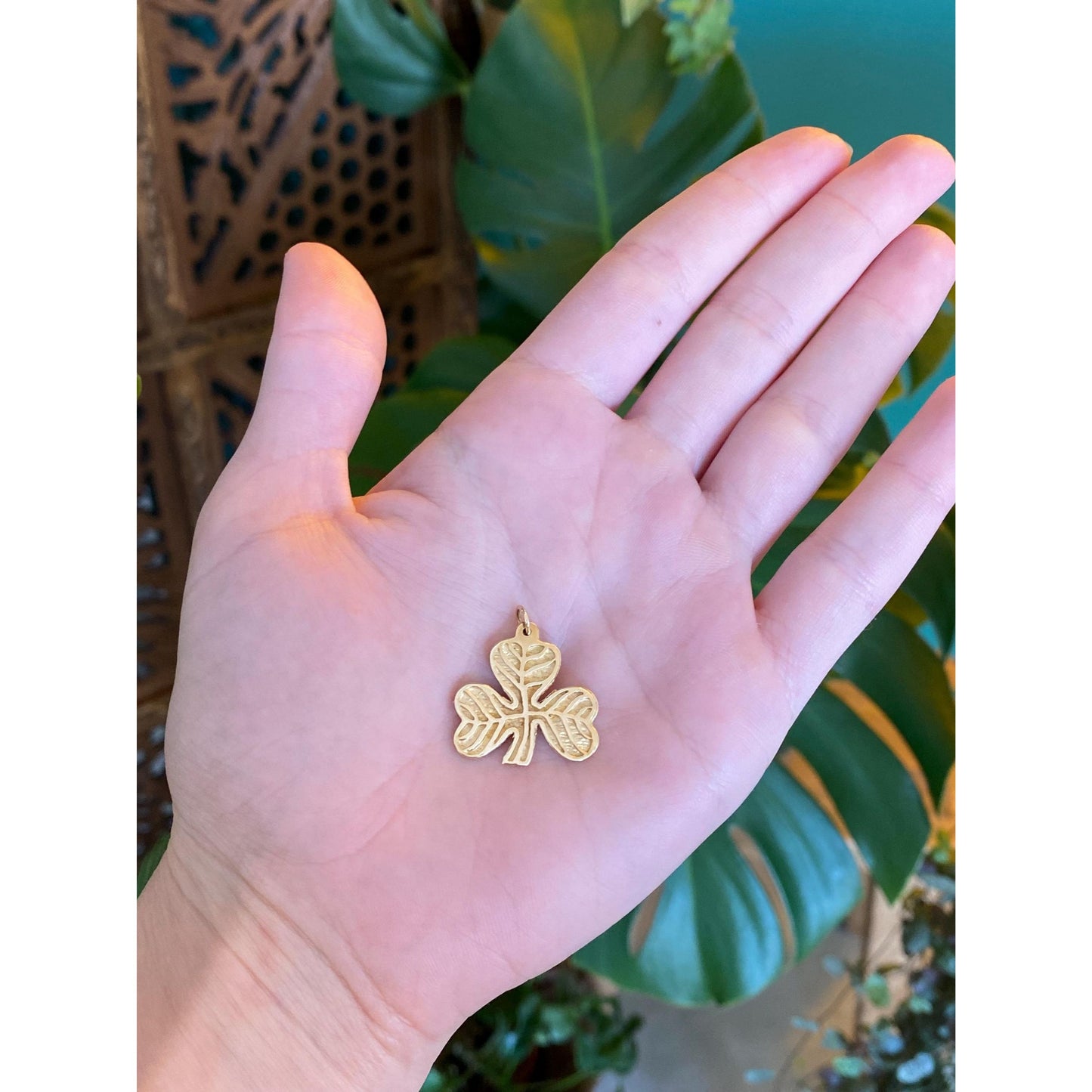 Vintage Solid 14k Yellow Gold Shamrock Charm