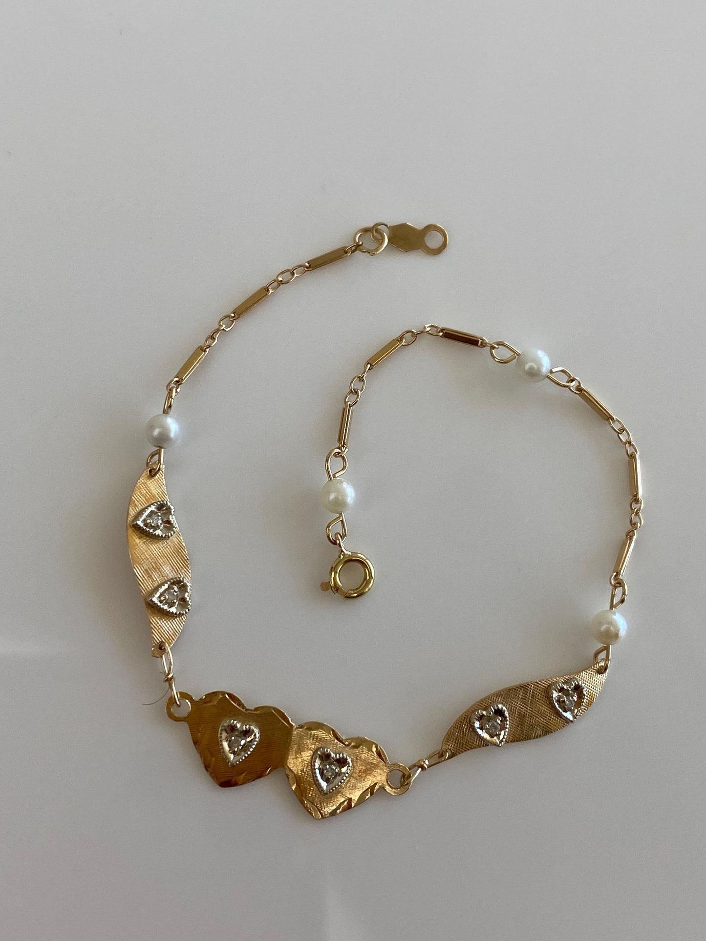 Vintage Solid 14k Yellow Gold Diamond Pearls Hearts Link Chain Bracelet - 7 inches