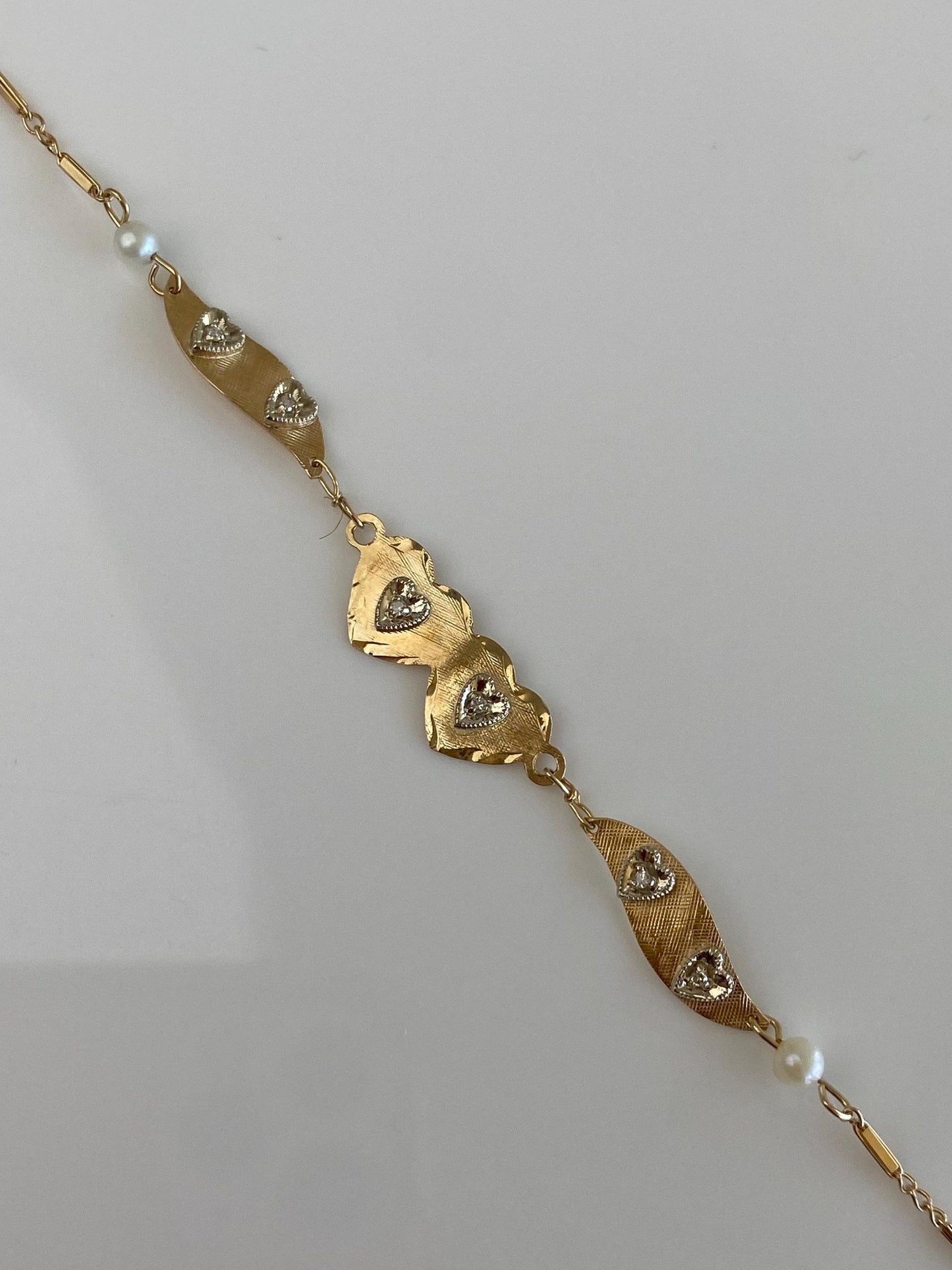 Vintage Solid 14k Yellow Gold Diamond Pearls Hearts Link Chain Bracelet - 7 inches