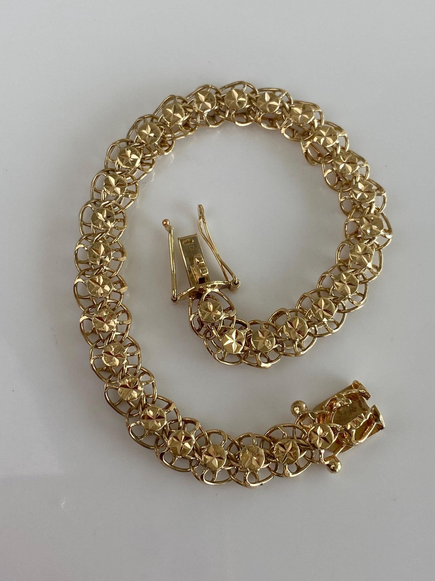 Vintage Solid 14k Yellow Gold Diamond Cut Stars Charm Bracelet - 7.5 inches
