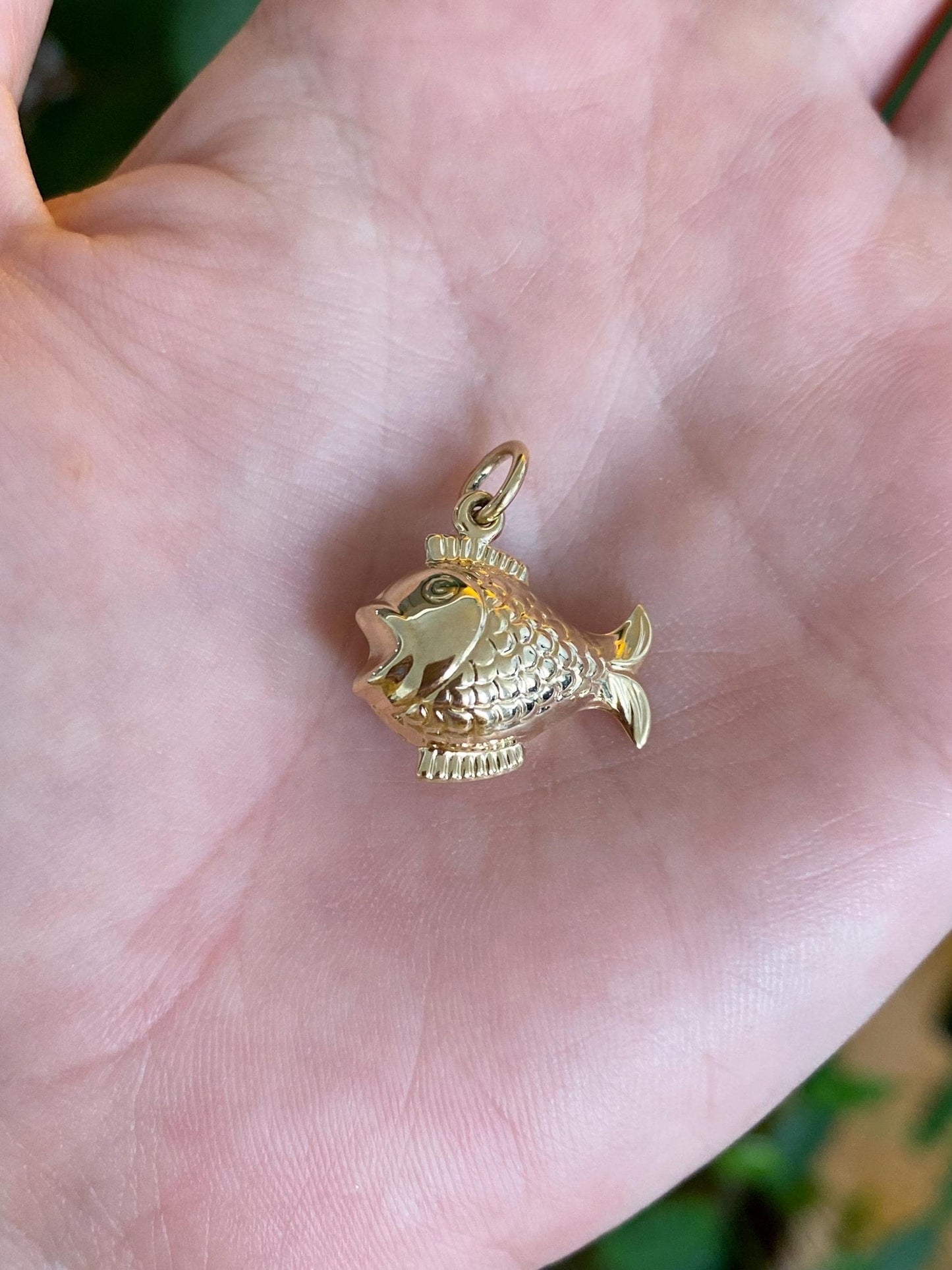Vintage 14k Yellow Gold Puffy Fish Charm