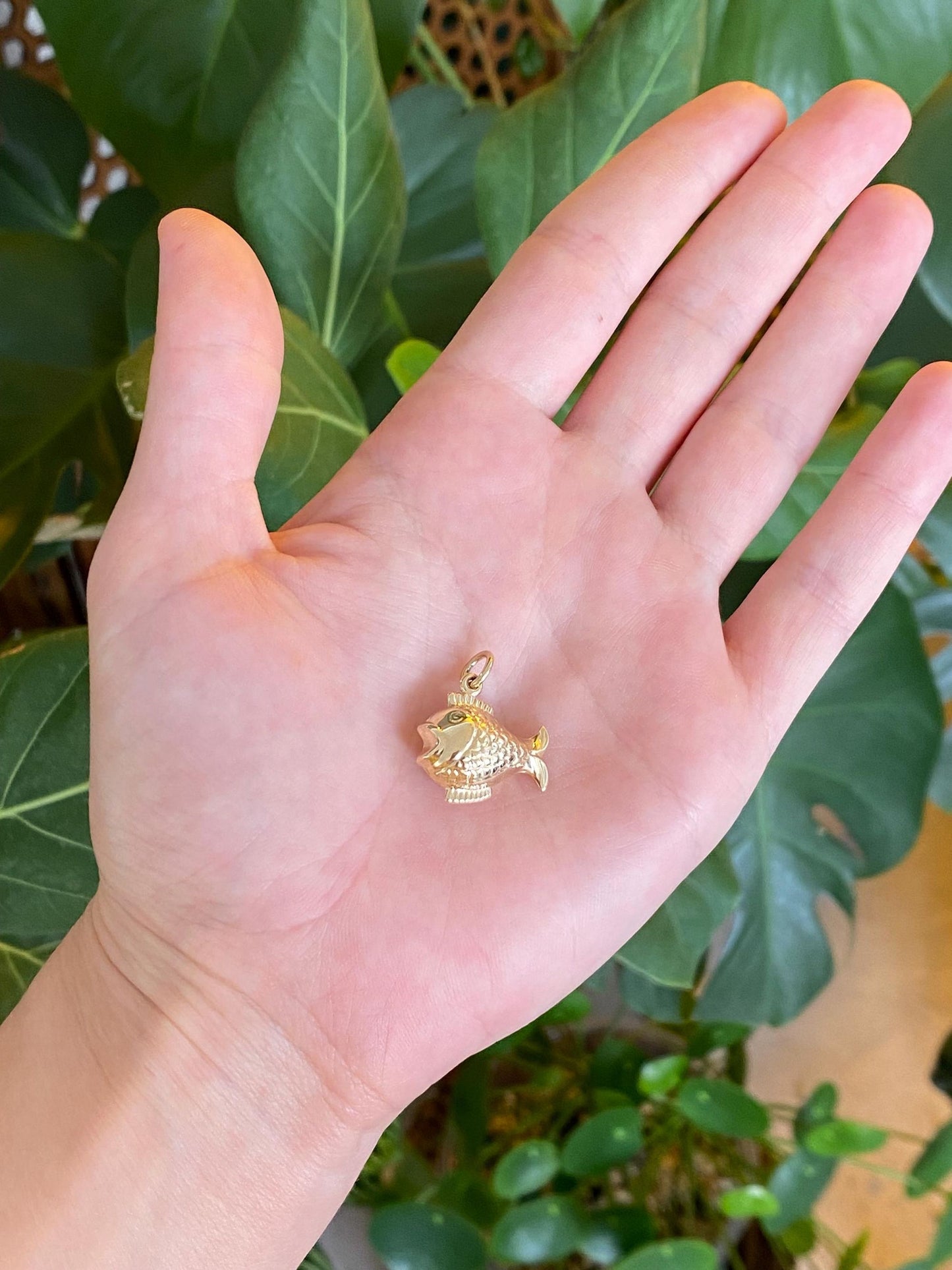 Vintage 14k Yellow Gold Puffy Fish Charm