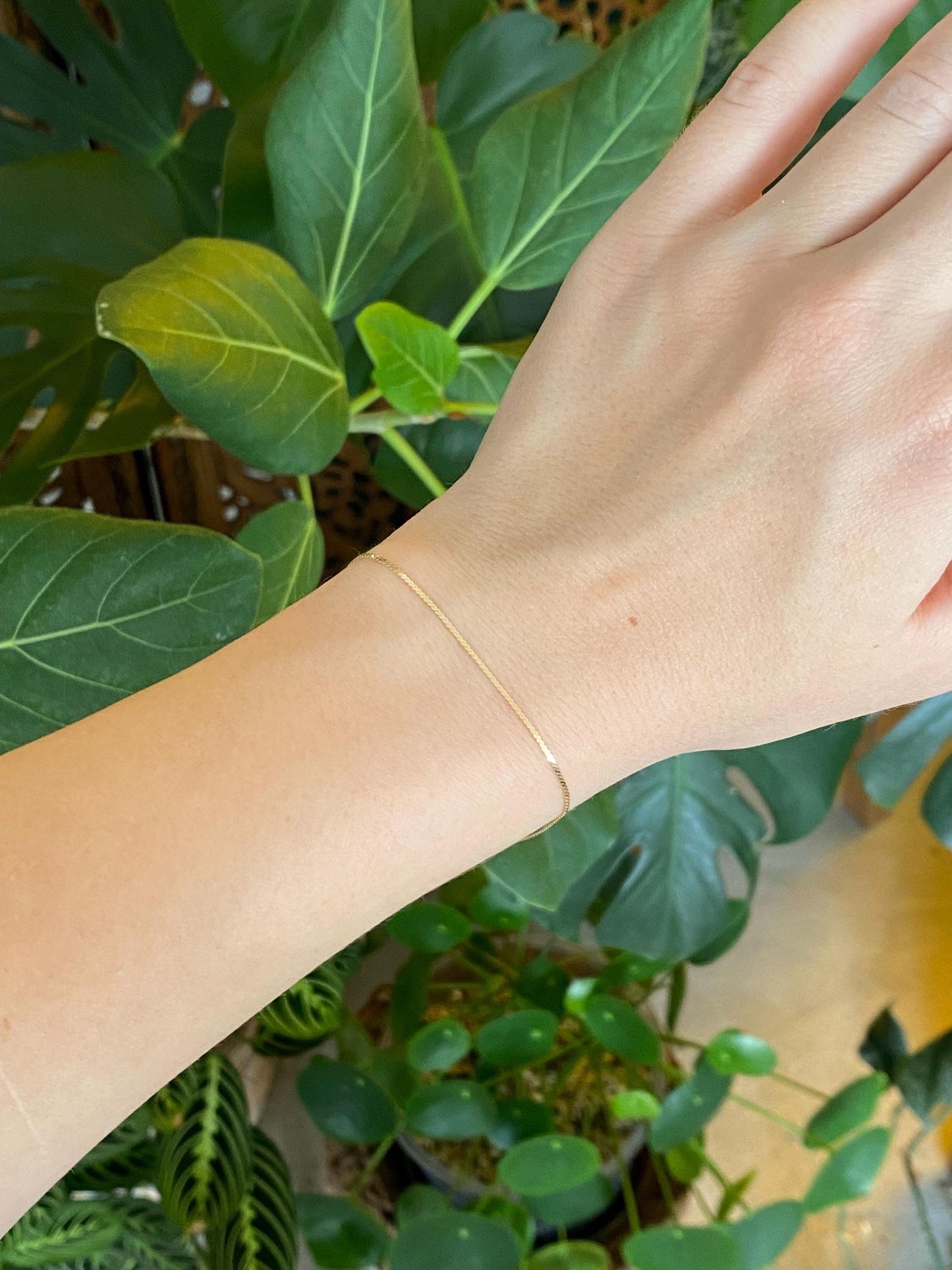 Vintage Solid 14k Yellow Gold Dainty Serpentine Chain Bracelet - 7 inches