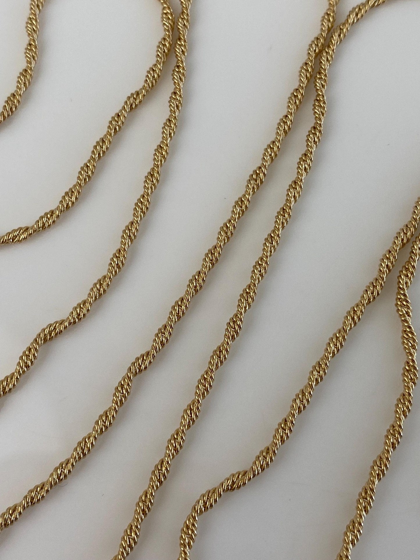 Vintage Solid 14k Yellow Gold Twist Chain Necklace - 27 inches