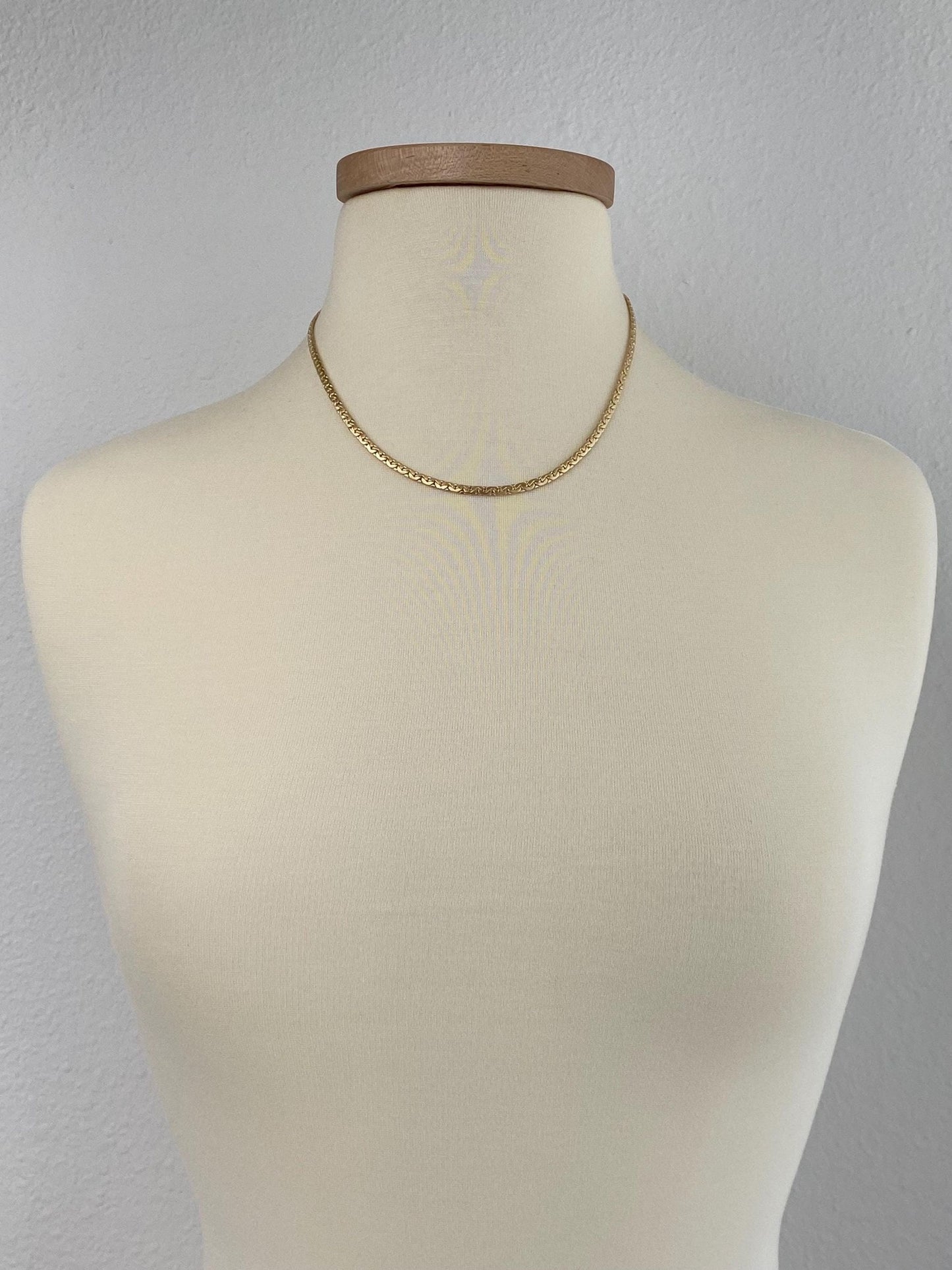 Vintage Solid 14k Yellow Gold C Link Flat Chain Necklace - 18.25 inches