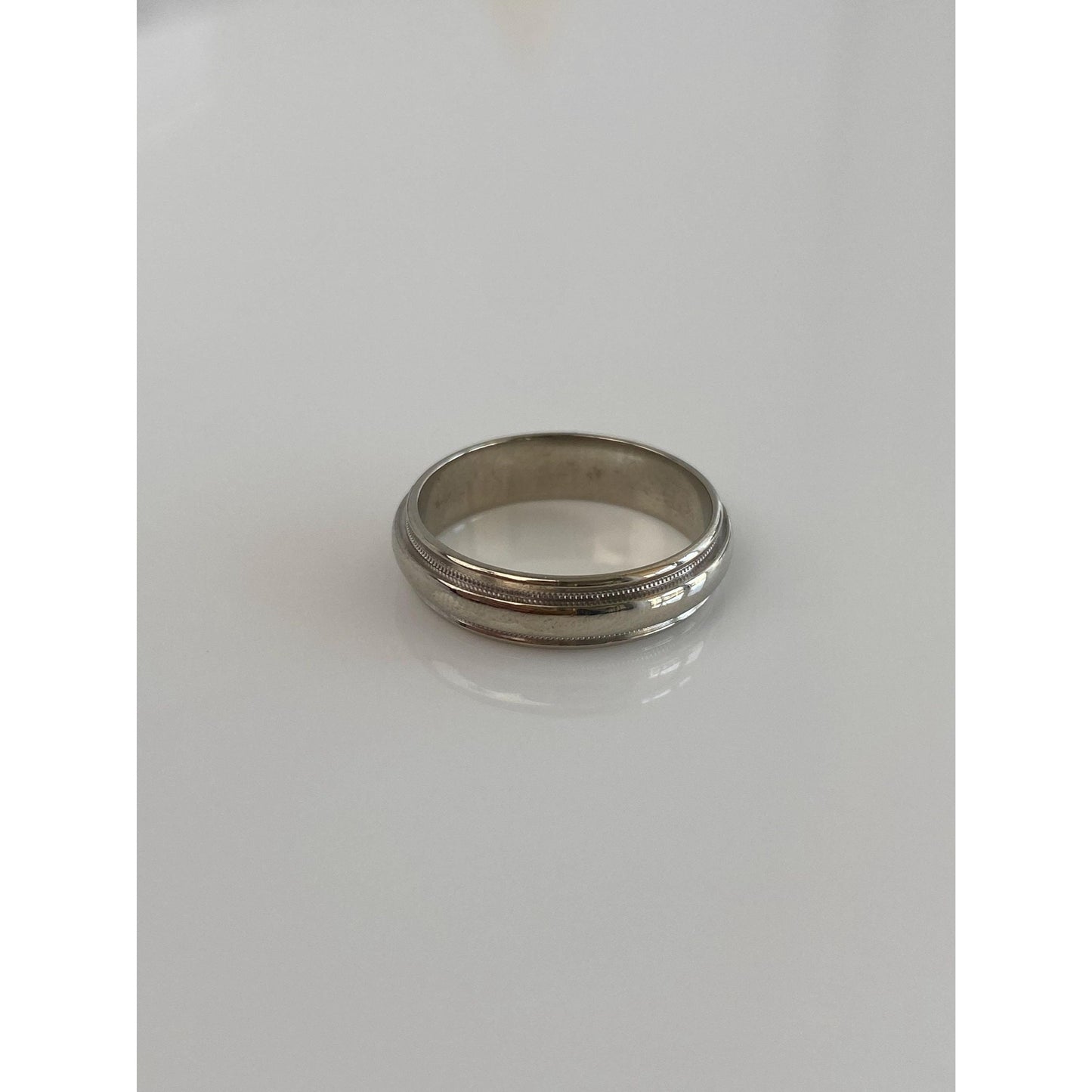 Vintage Solid 14k White Gold Milgrain Ring Band - Size 5.75