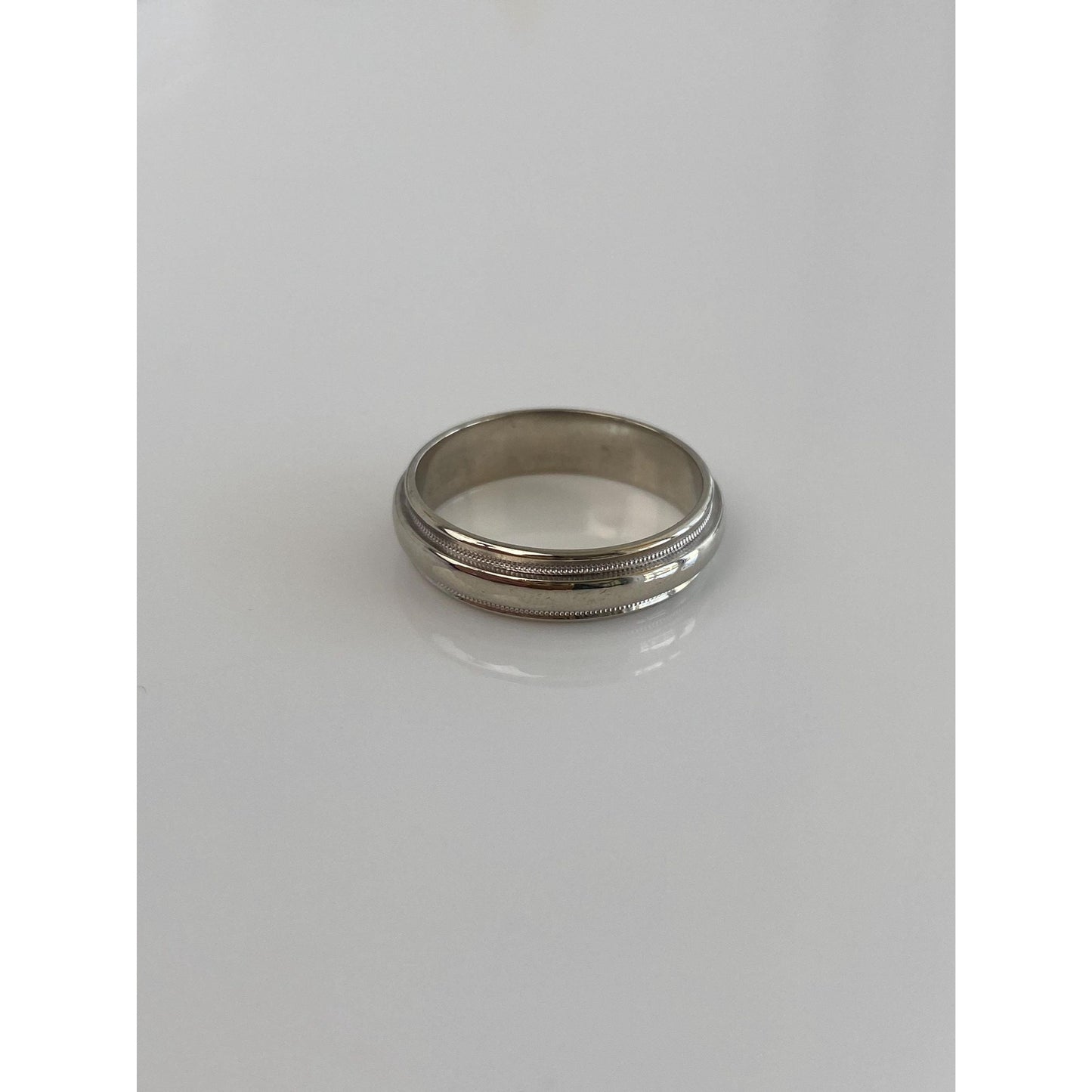 Vintage Solid 14k White Gold Milgrain Ring Band - Size 5.75