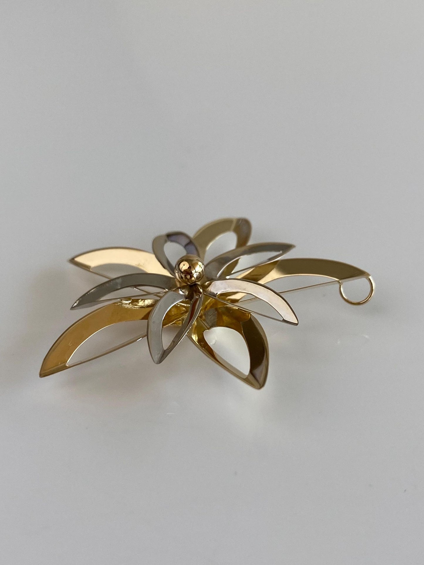 Vintage Solid 14k White & Yellow Gold Flower Charm