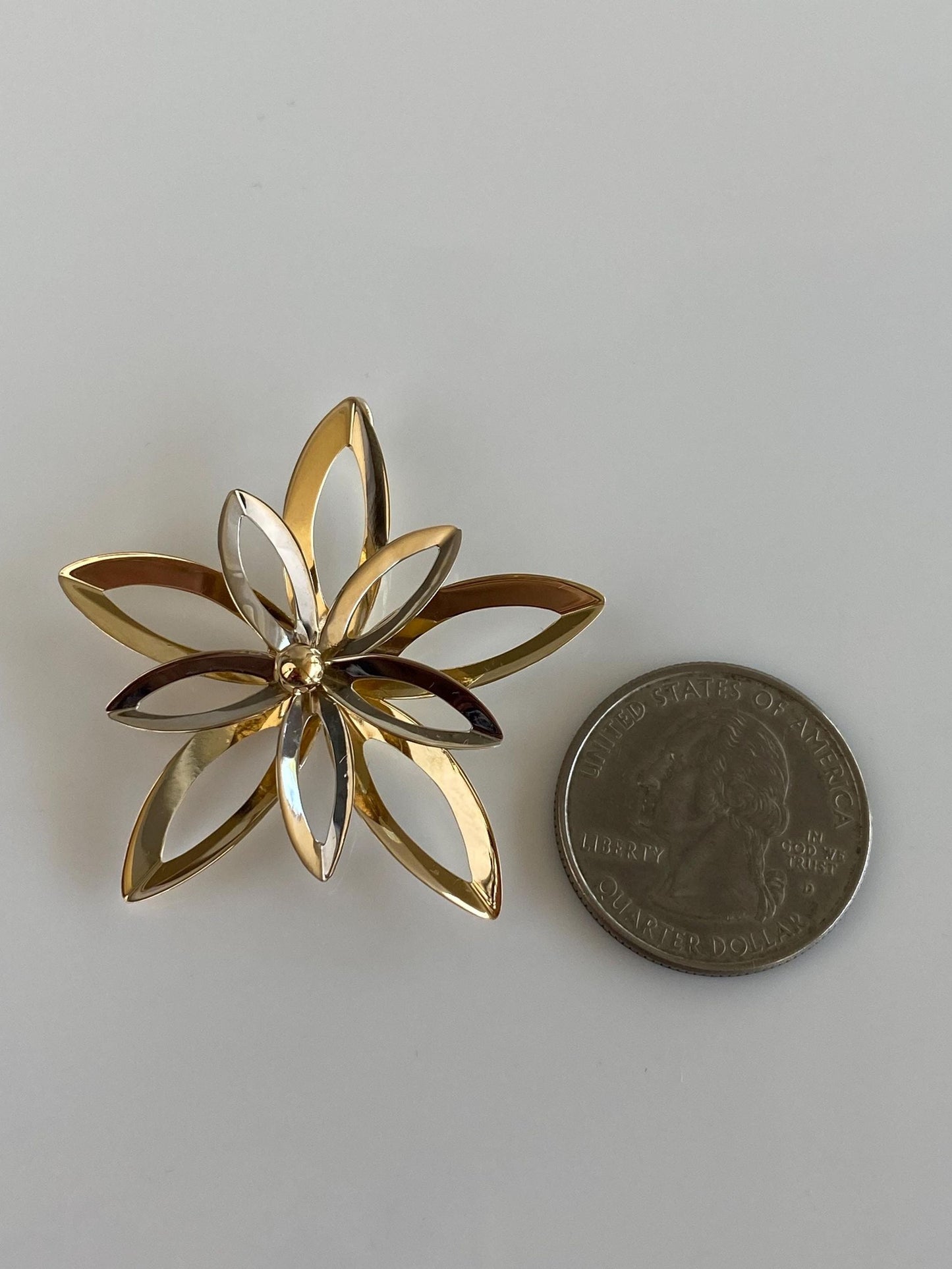 Vintage Solid 14k White & Yellow Gold Flower Charm