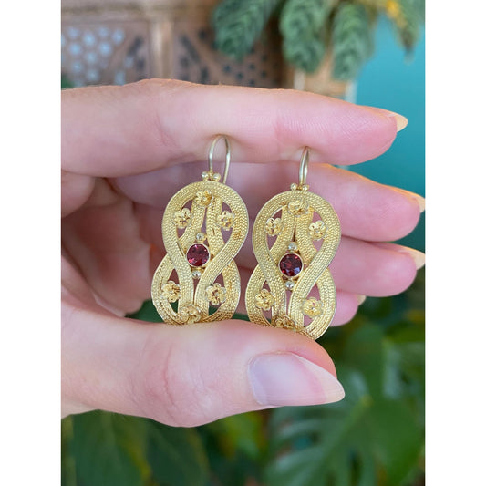 Vintage Solid 14k Yellow Gold Garnet Floral Dangle Earrings