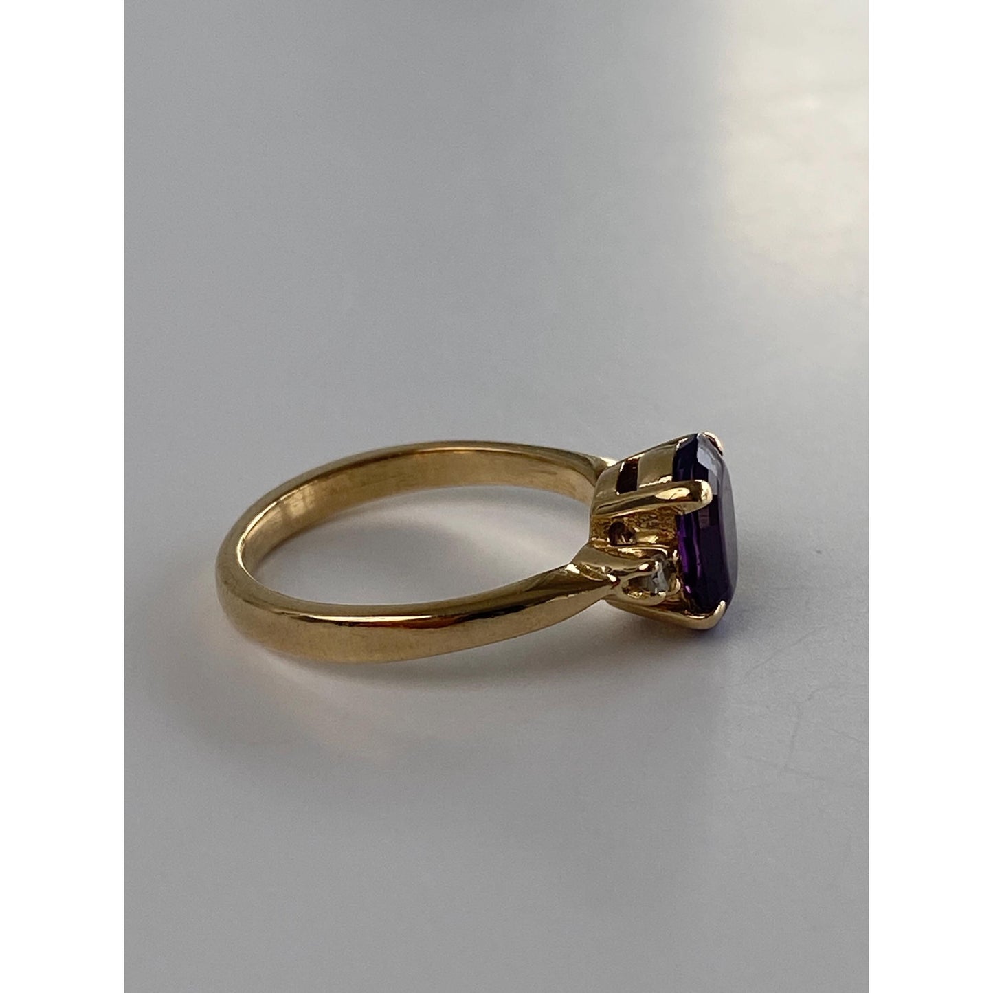 Vintage Solid 14k Yellow Gold Diamond Amethyst Ring - Size 5.75