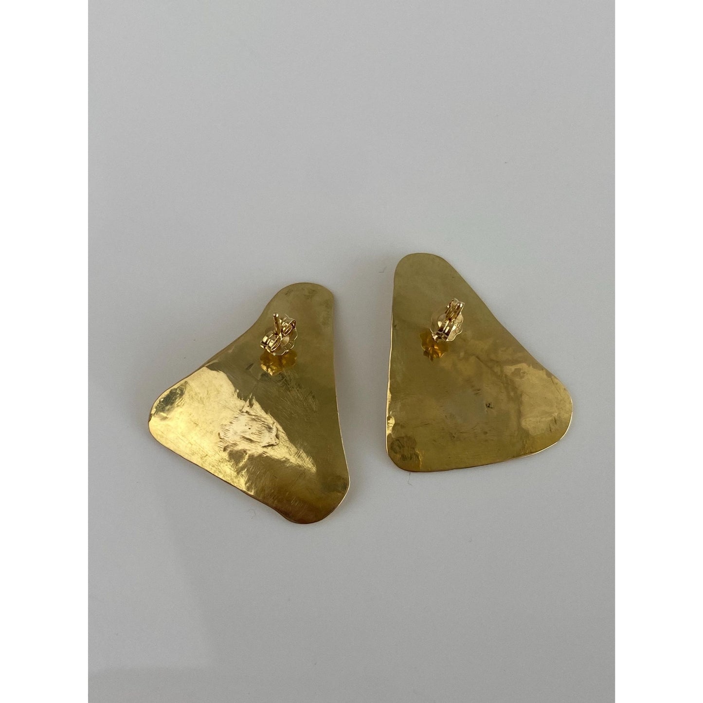 Solid 18k Yellow Gold Hammered Texture Triangle Stud Earrings