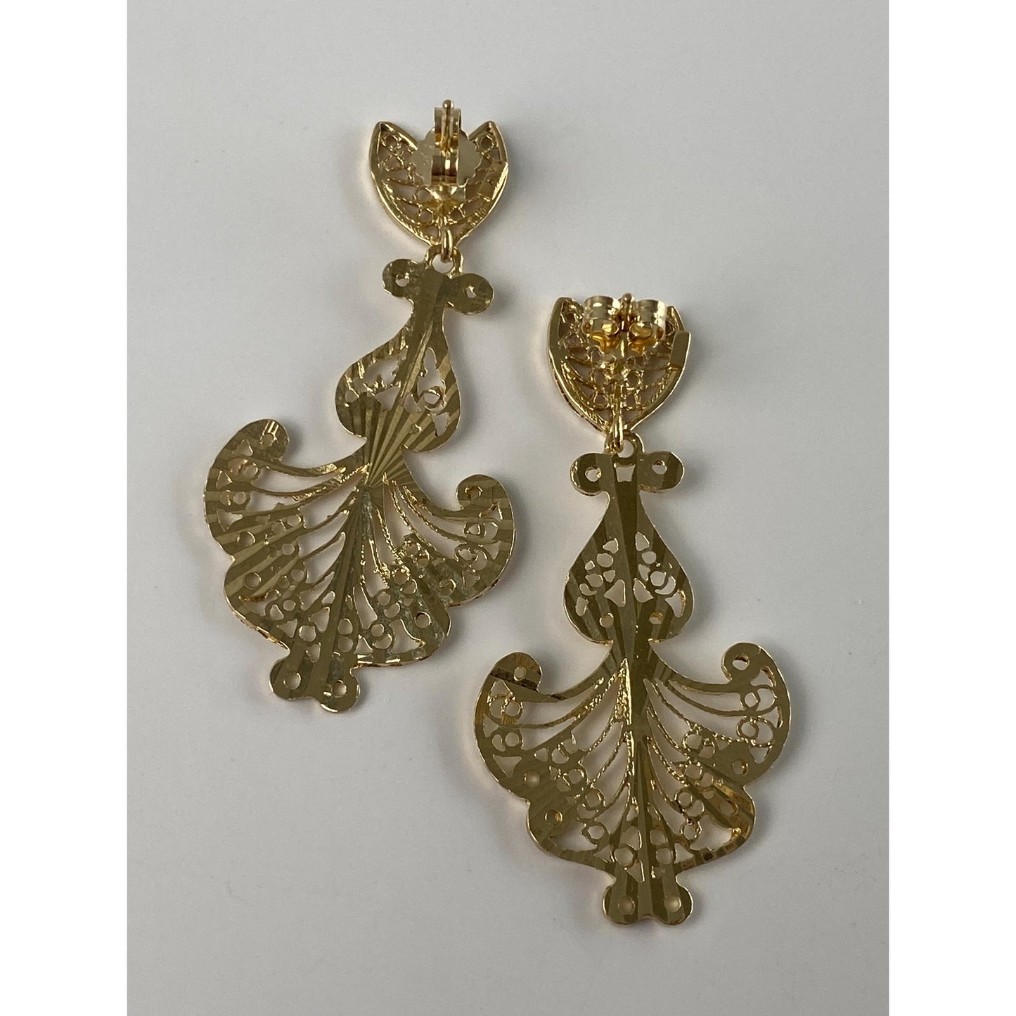 Vintage Solid 14k Yellow Gold Diamond Cut Filigree Dangle Stud Earrings