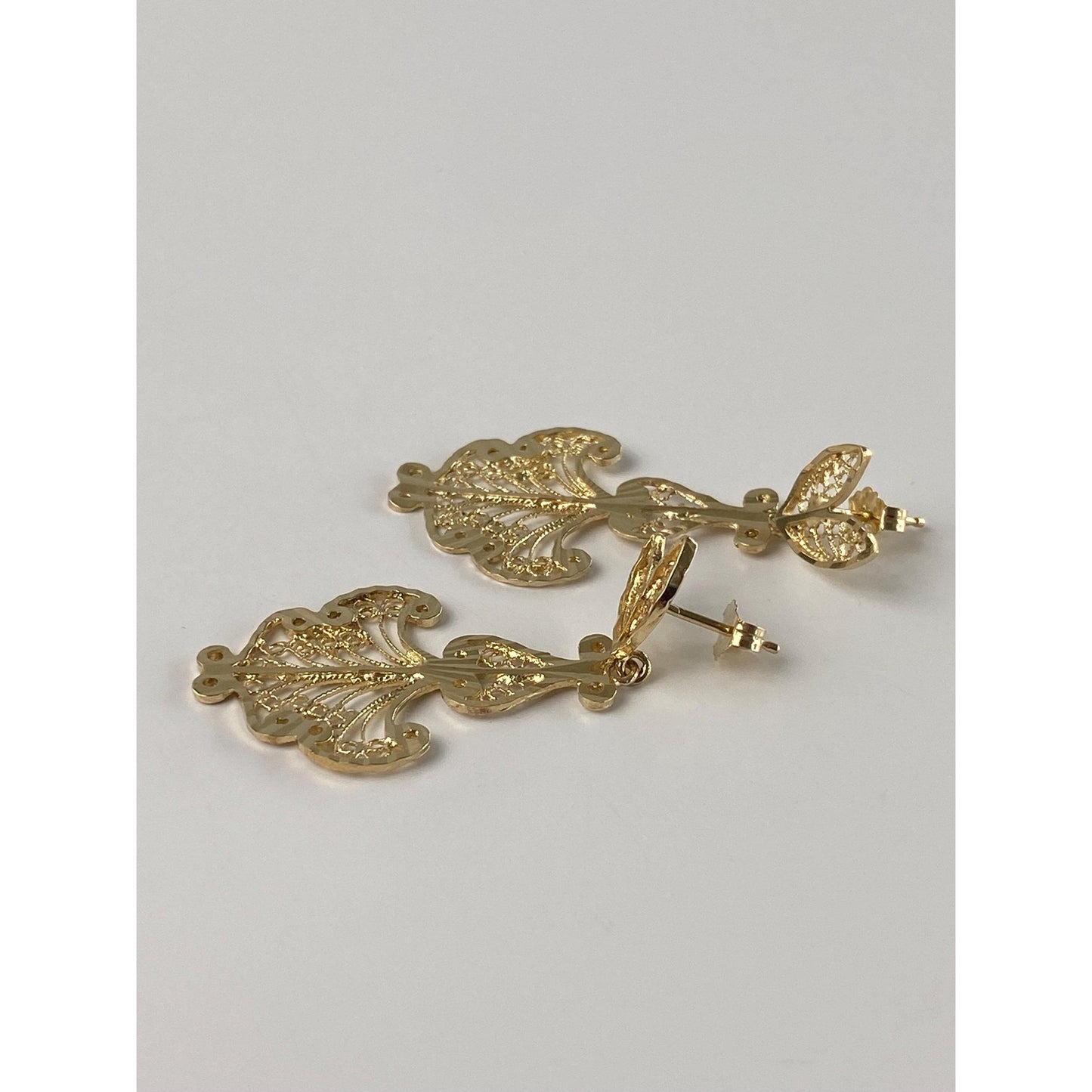 Vintage Solid 14k Yellow Gold Diamond Cut Filigree Dangle Stud Earrings