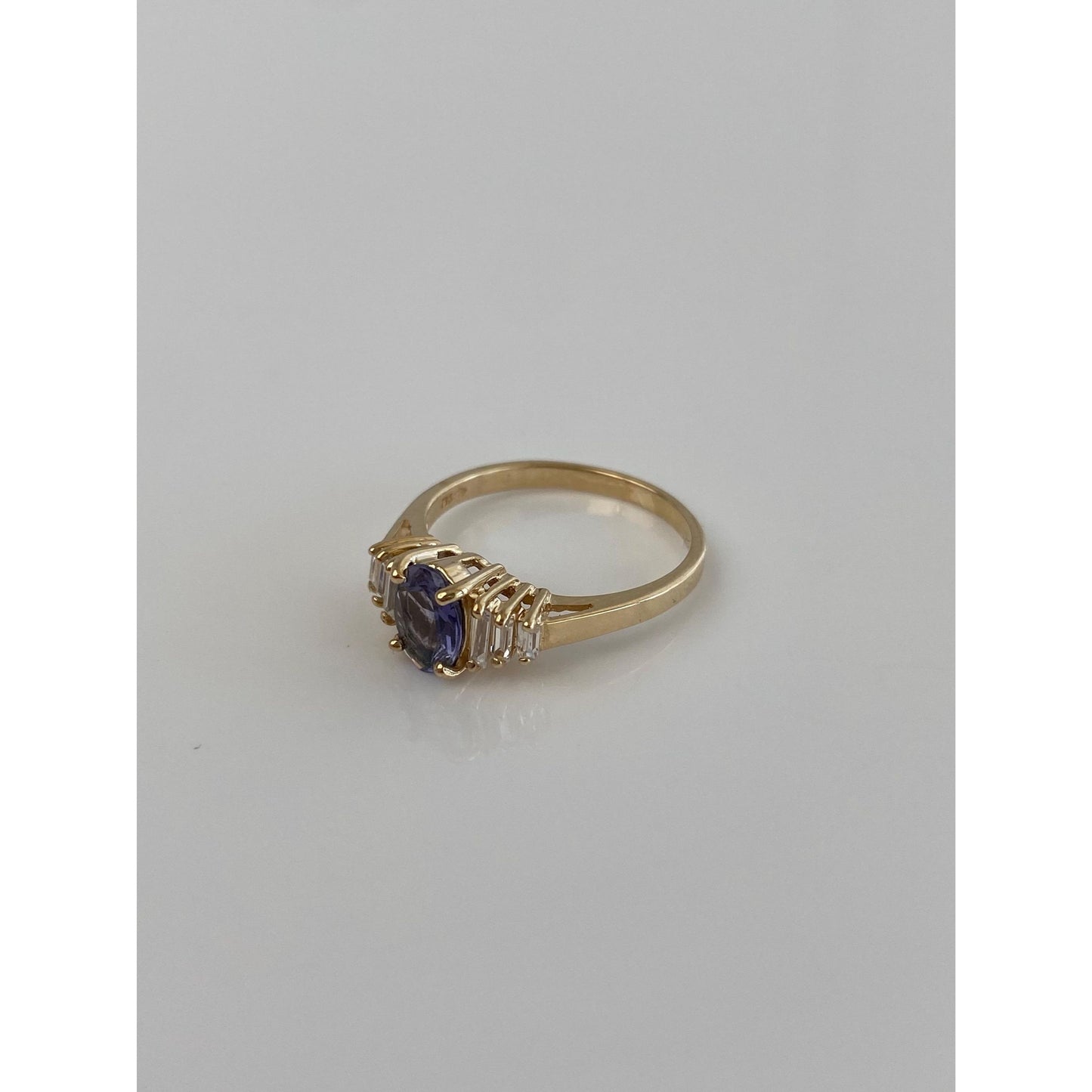 Solid 10k Yellow Gold Tanzanite Cubic Zirconia Ring - Size 5.75