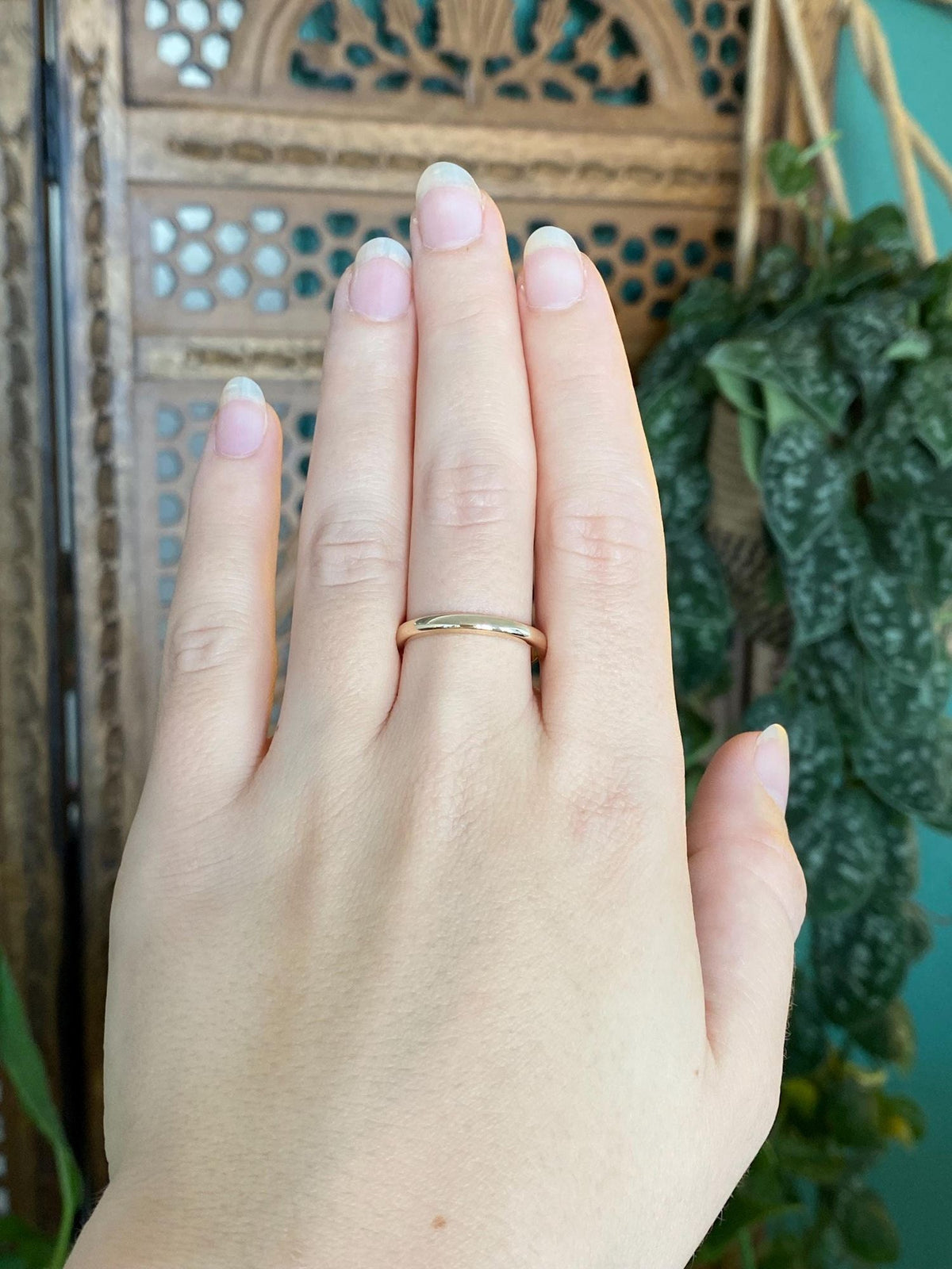 Vintage Solid 14k Yellow Gold Ring Band - Size 8.75
