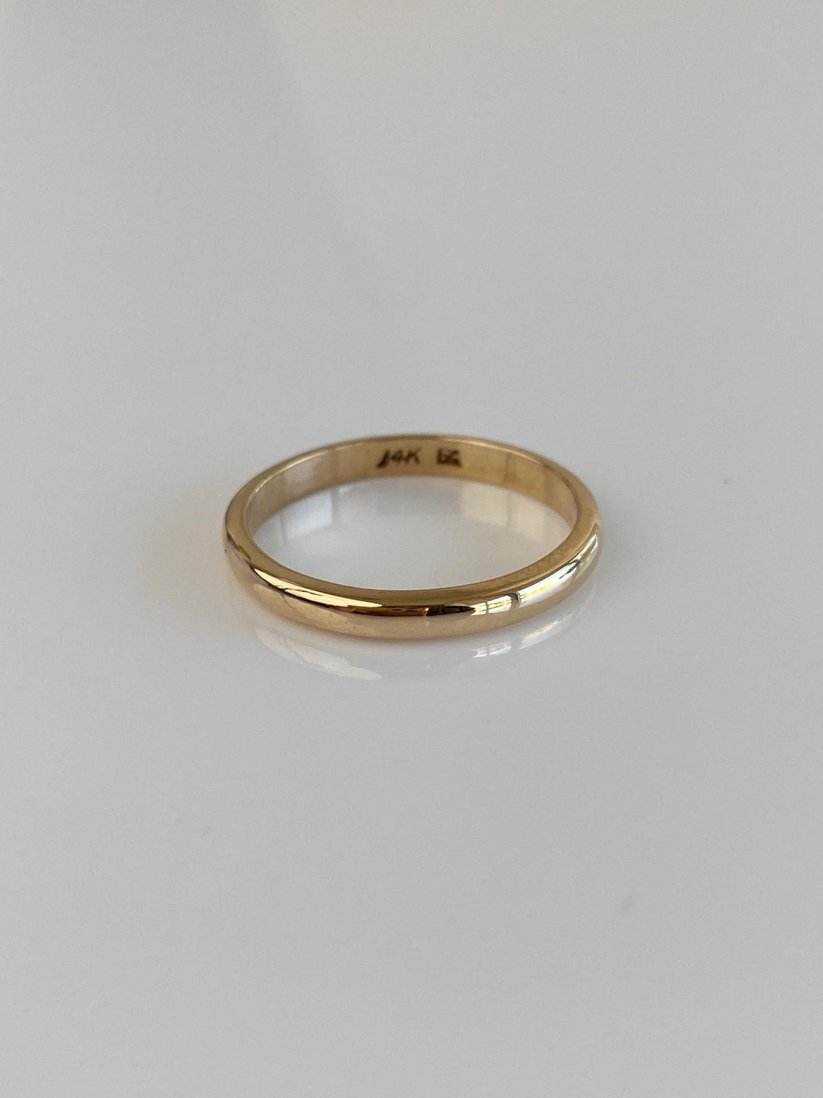 Vintage Solid 14k Yellow Gold Ring Band - Size 8.75