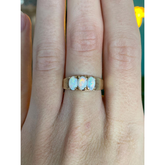 Vintage Solid 10k Yellow Gold Opal Row Ring - Size 6