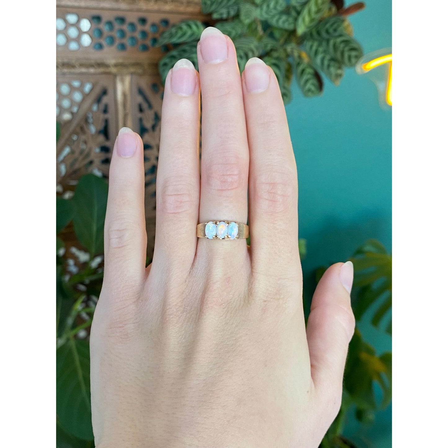 Vintage Solid 10k Yellow Gold Opal Row Ring - Size 6