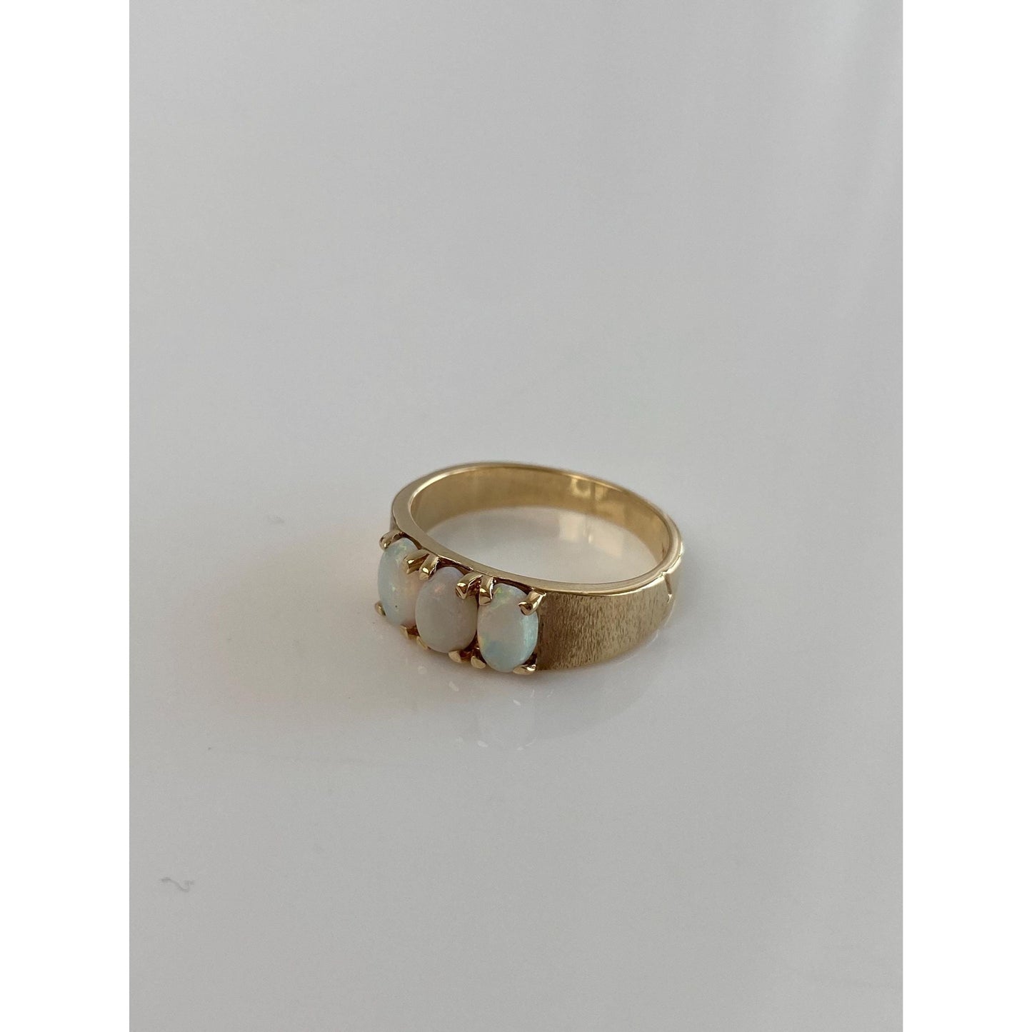 Vintage Solid 10k Yellow Gold Opal Row Ring - Size 6