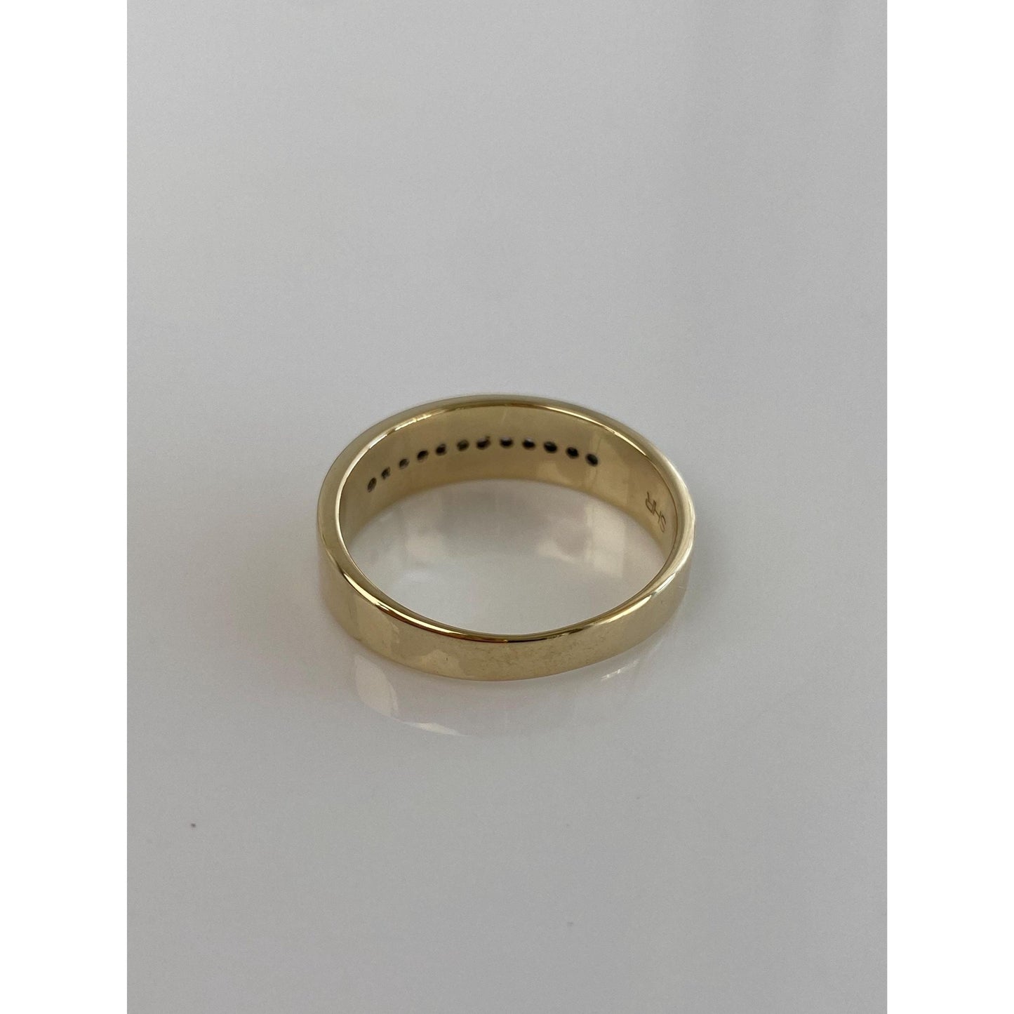 Vintage Solid 10k Yellow Gold Diamond Ring Band - Size 10.5