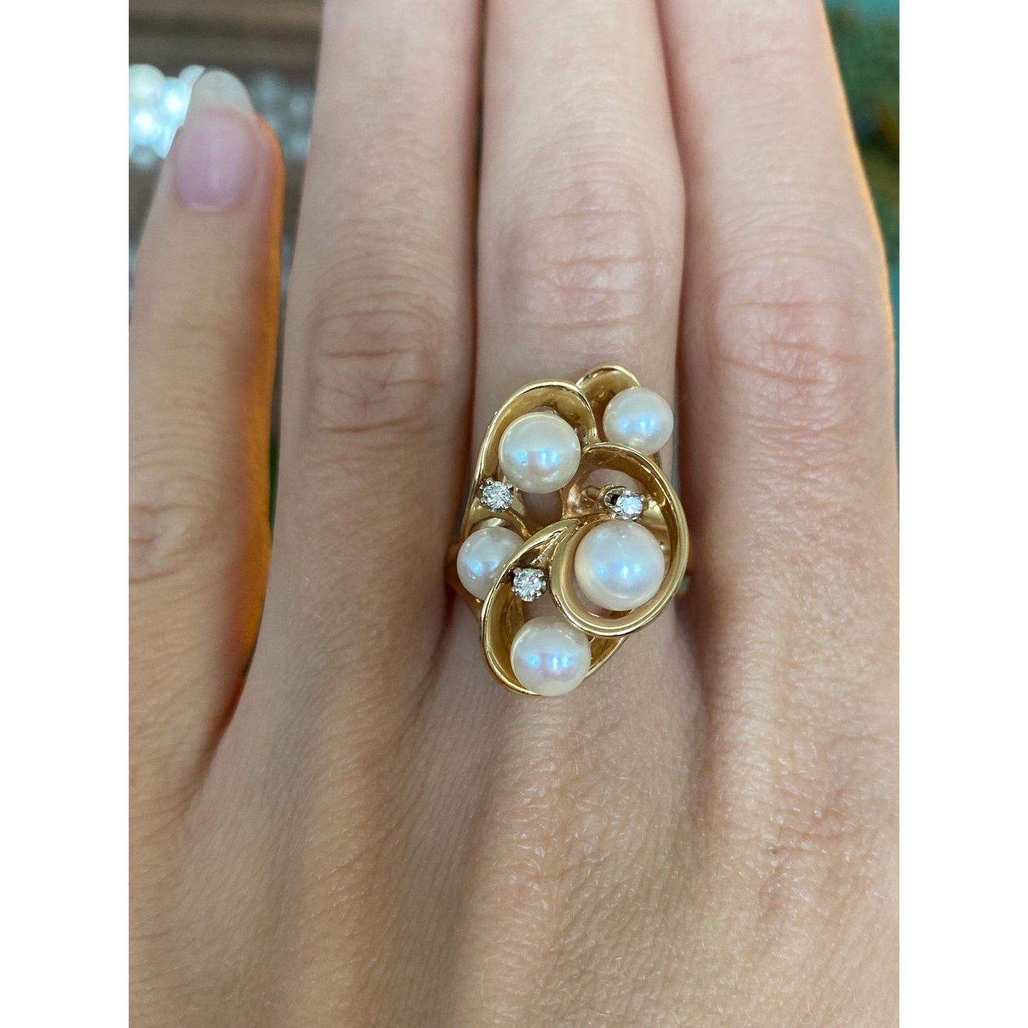 Vintage Solid 14k Yellow Gold Diamond Pearls Ring - Size 9