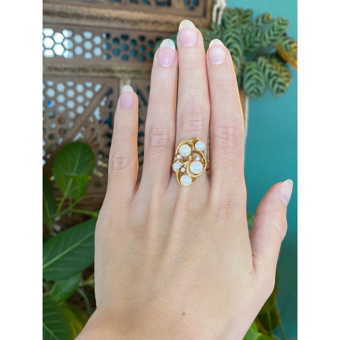 Vintage Solid 14k Yellow Gold Diamond Pearls Ring - Size 9