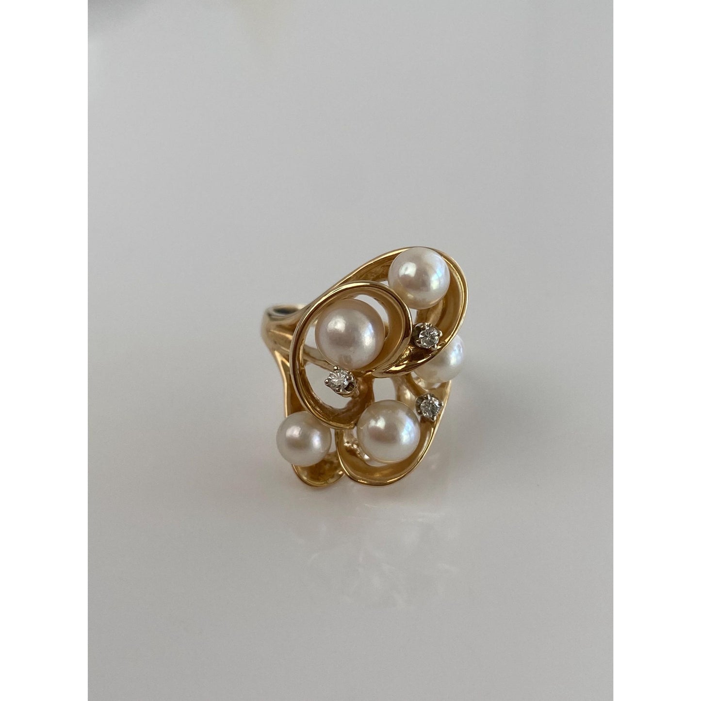 Vintage Solid 14k Yellow Gold Diamond Pearls Ring - Size 9