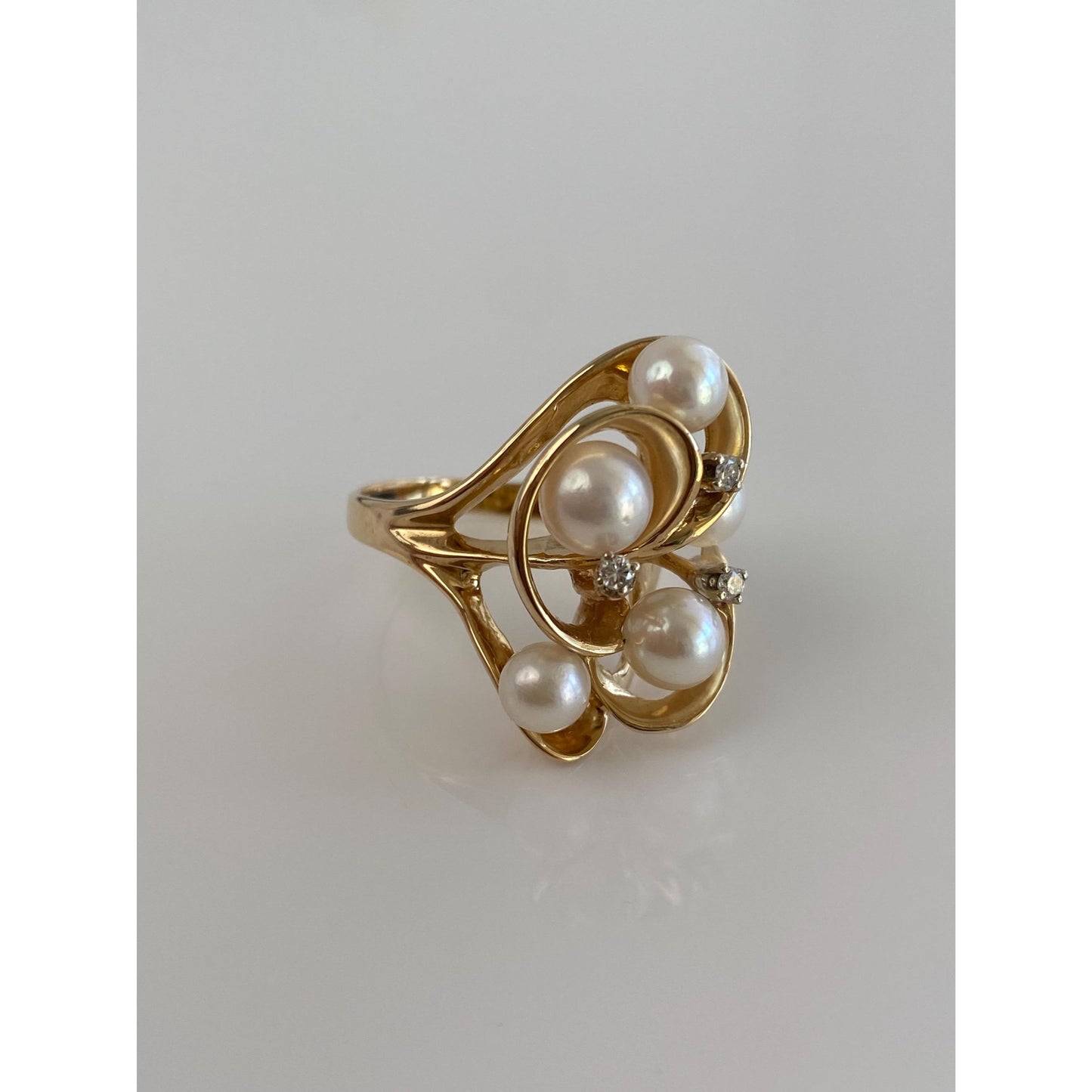 Vintage Solid 14k Yellow Gold Diamond Pearls Ring - Size 9