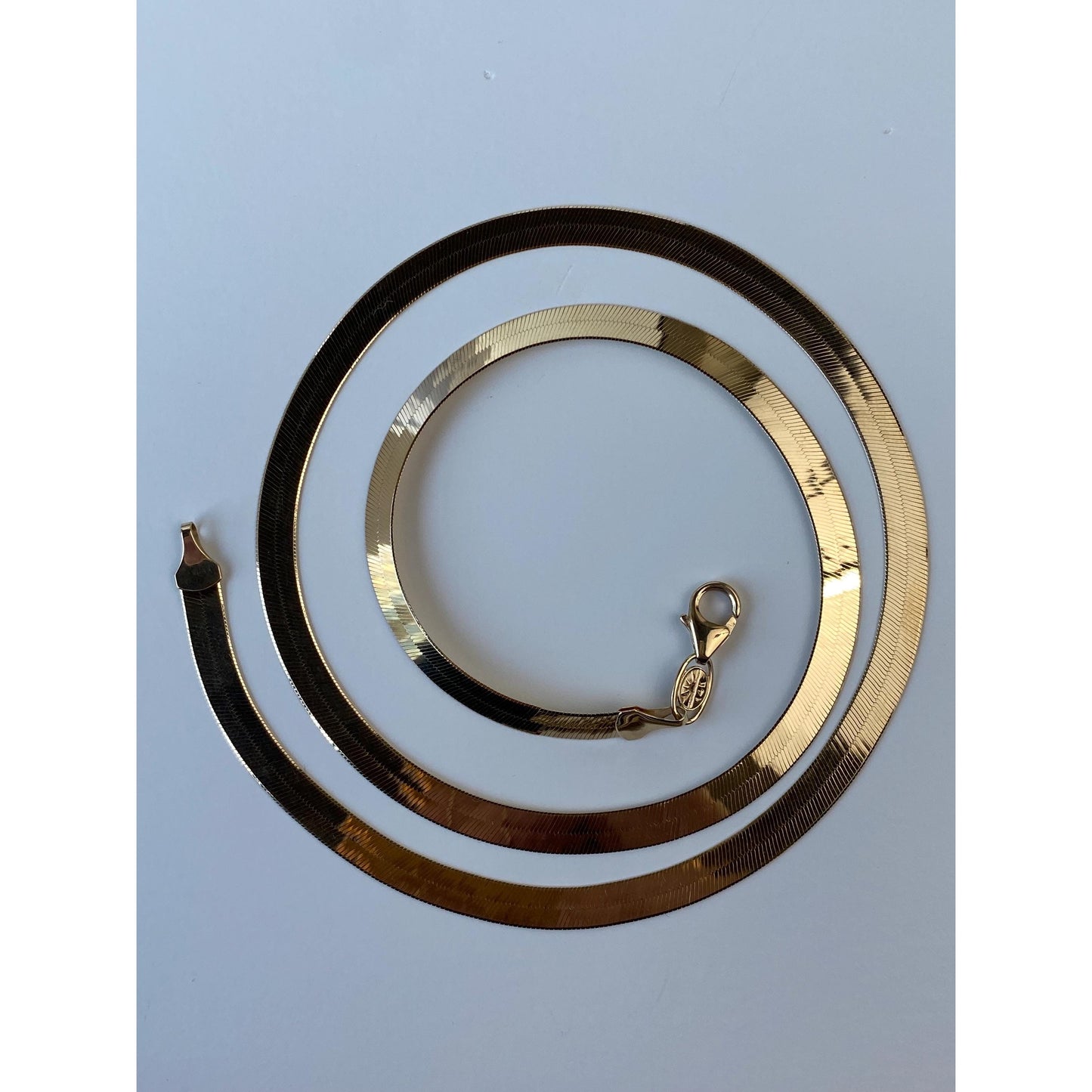 Vintage Solid 14k Yellow Gold Herringbone Chain Necklace - 20 inches