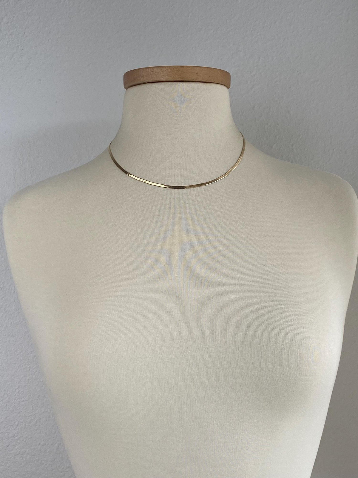 Vintage Solid 14k Yellow Gold Slim Herringbone Chain Necklace - 18.25 inches