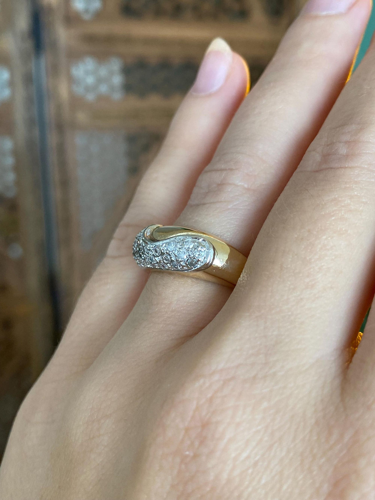 Vintage Solid 14k White & Yellow Gold Diamonds Ring Band - Size 5.75
