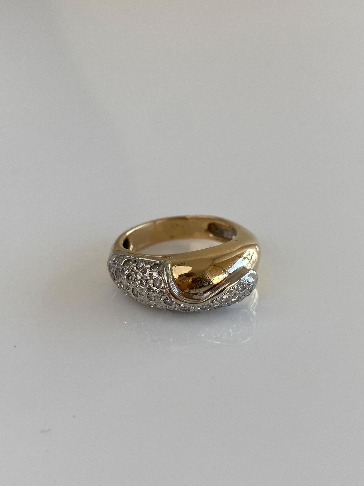 Vintage Solid 14k White & Yellow Gold Diamonds Ring Band - Size 5.75