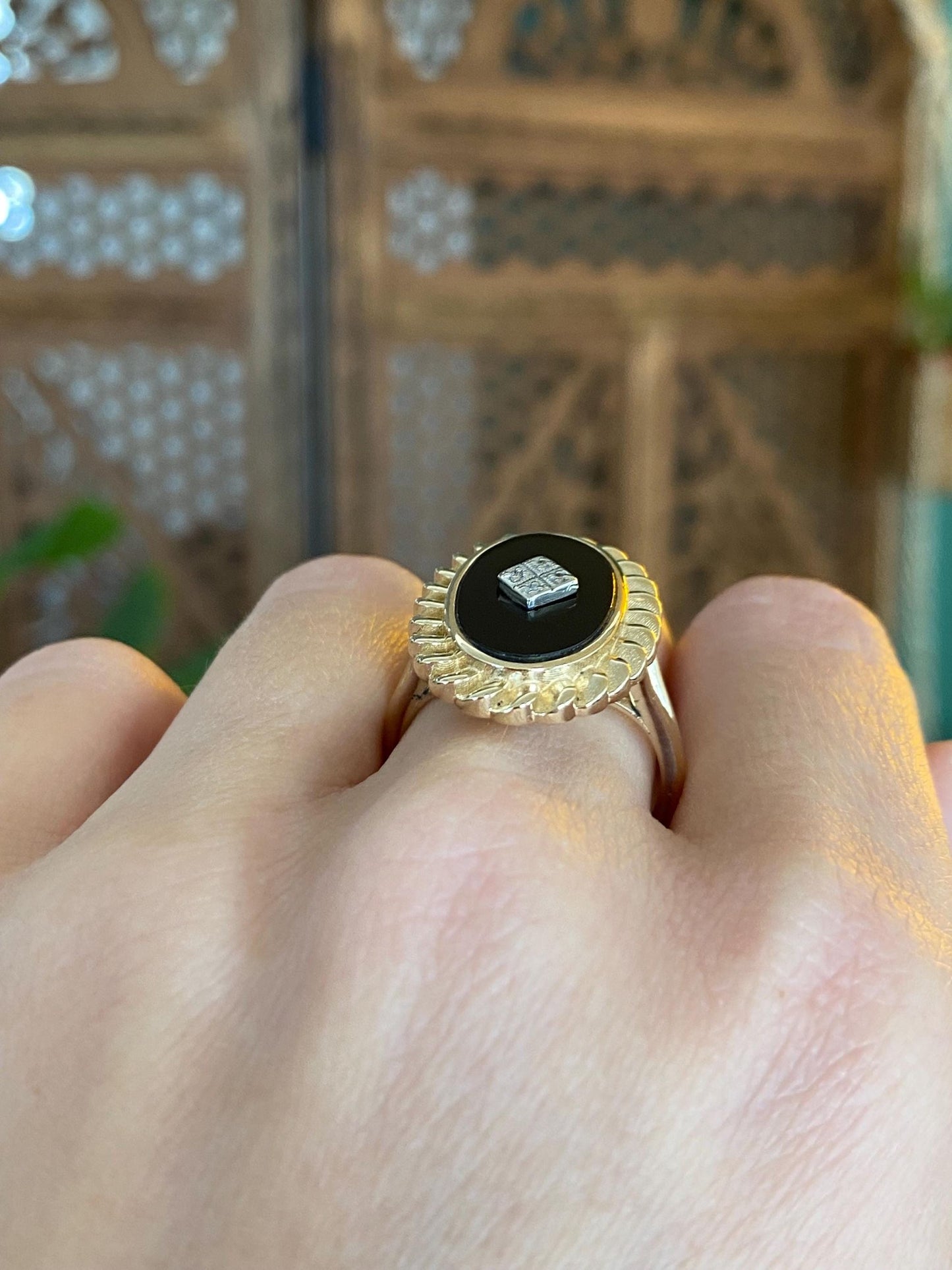 Vintage Solid 14k White & Yellow Gold Onyx Diamond Ring - Size 8.75