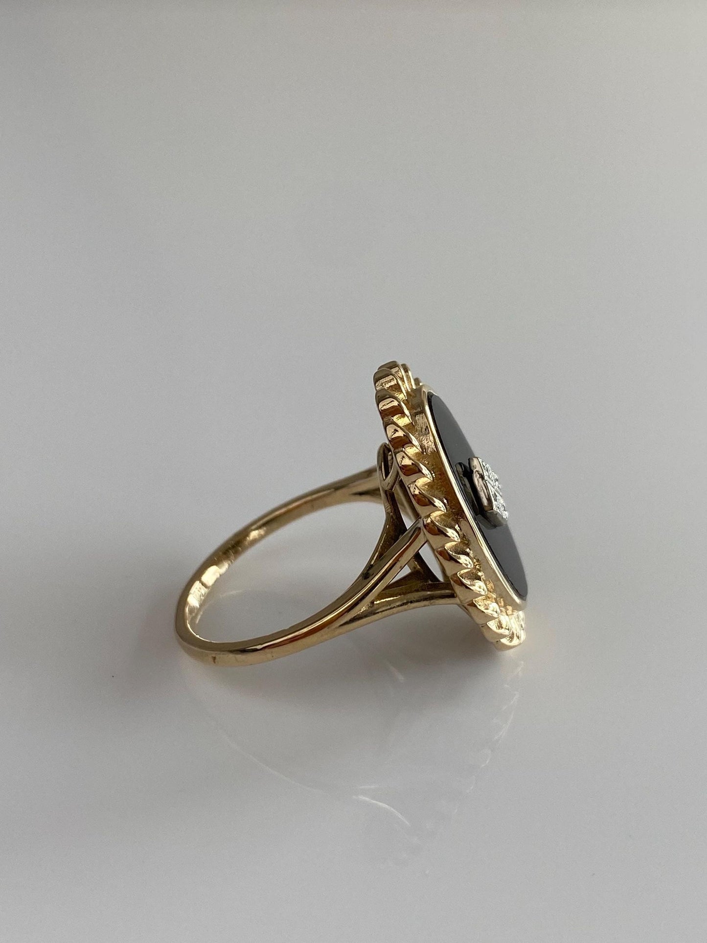 Vintage Solid 14k White & Yellow Gold Onyx Diamond Ring - Size 8.75