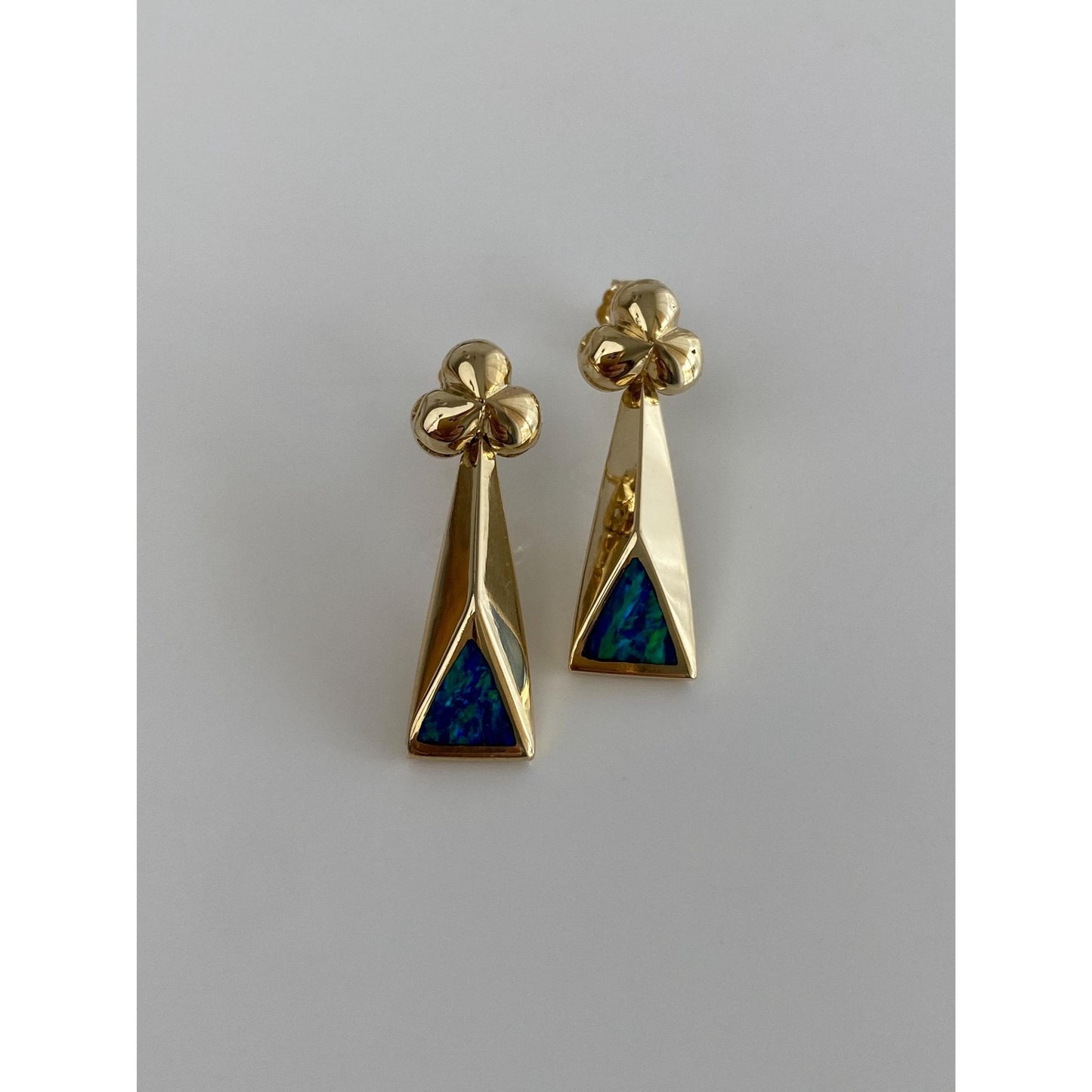 Vintage Solid 14k Yellow Gold Opal Inlay Club Drop Earrings